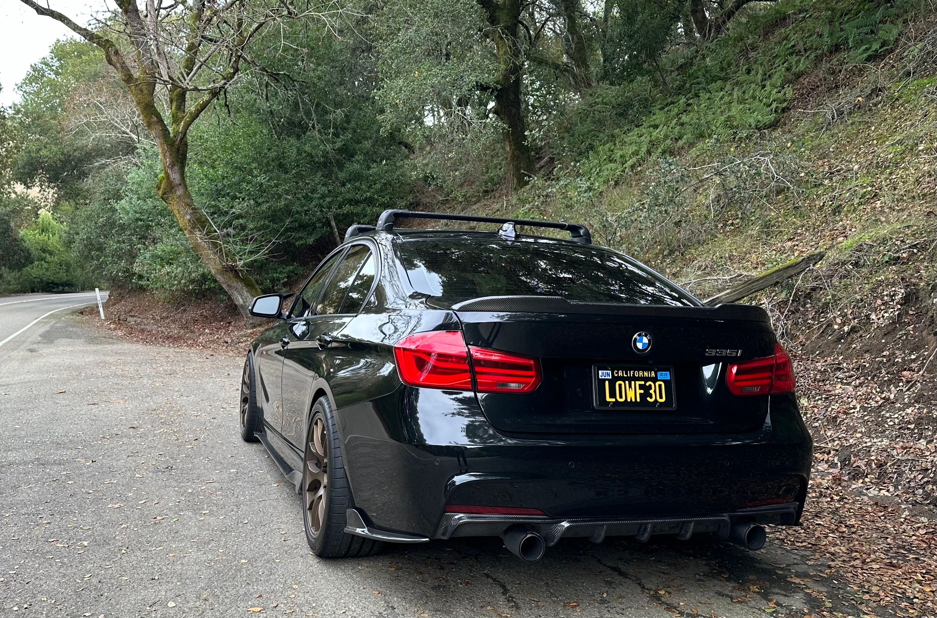 美品】BMW 3シリーズ 1/18 F30 ブラックサファイア 黒 美品】BMW 3