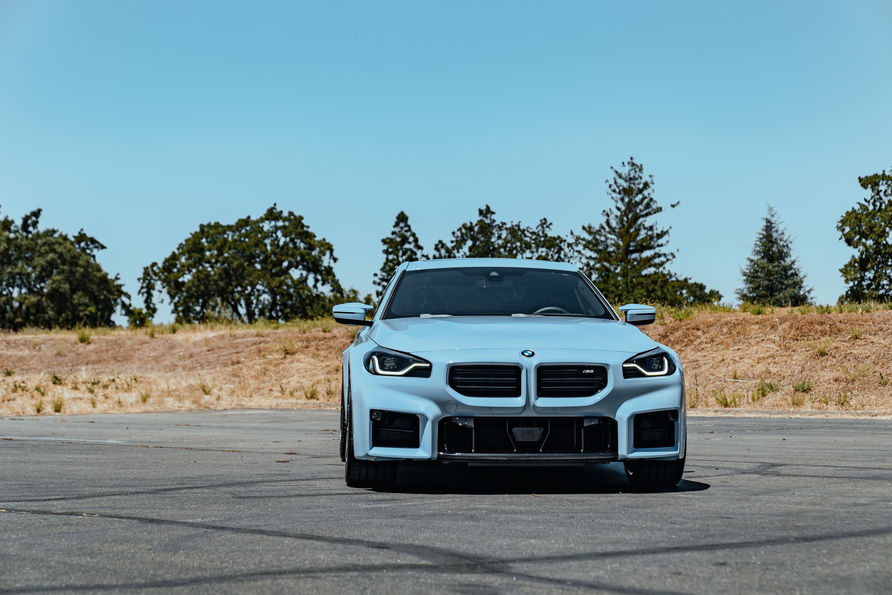 Blue BMW G87 M2 with 19"/20" VS-5RS Apex wheels in Anthracite