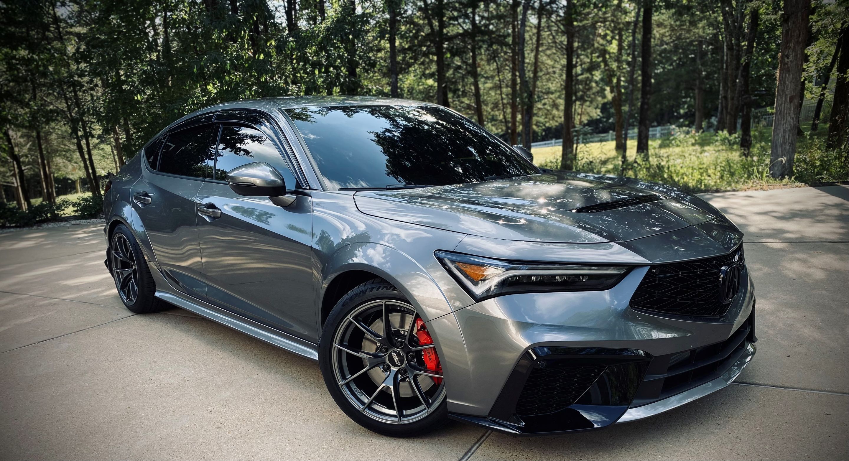 Grey Acura DE5 Integra Type-S with 18" VS-5RS Apex wheels in Anthracite
