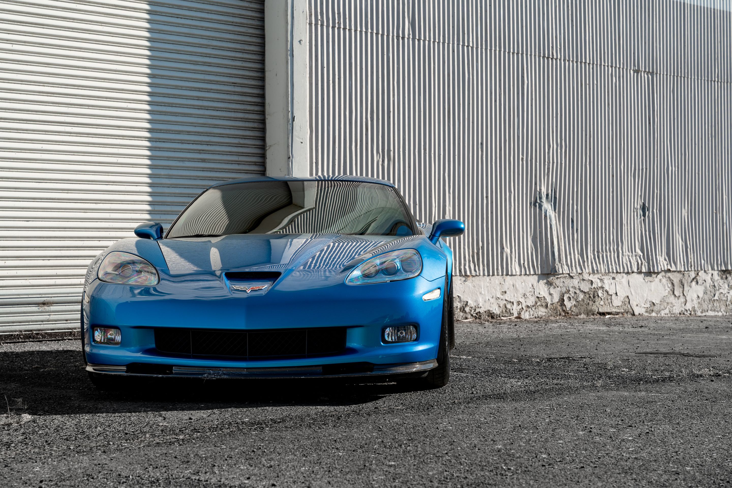 Blue Chevrolet C6 Corvette Z06 with 18"/19" TEST-S Apex wheels in Satin Black