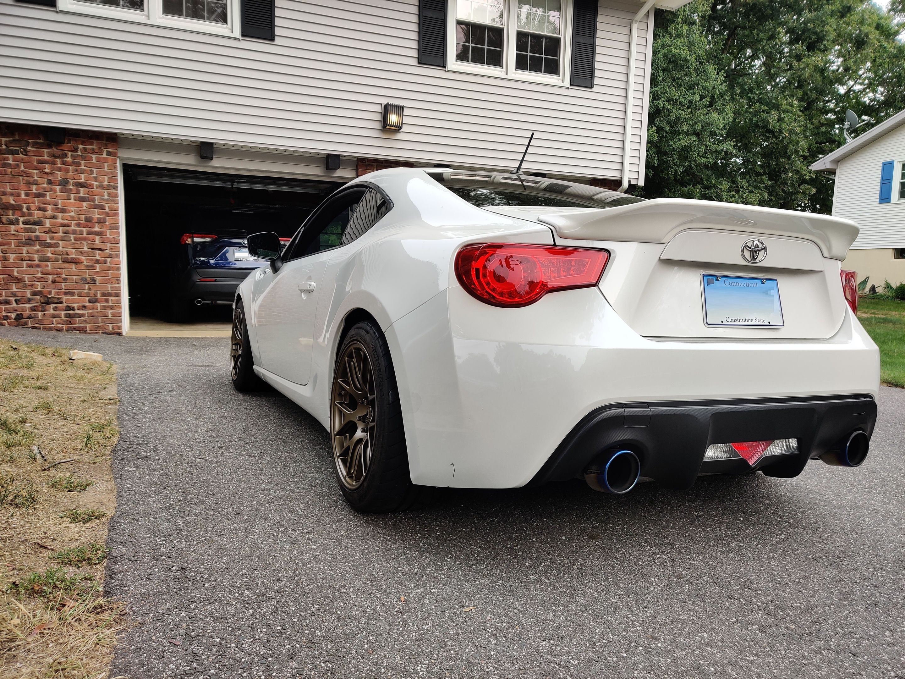 White Scion FR-S with 17" EC-7R Apex wheels in Satin Bronze