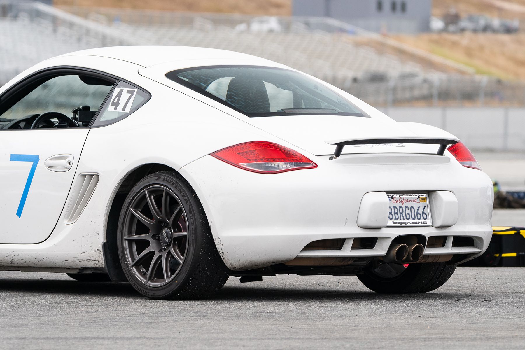 White Porsche 911 996 GT2 with 20" FL-5 Apex wheels in Brushed Clear