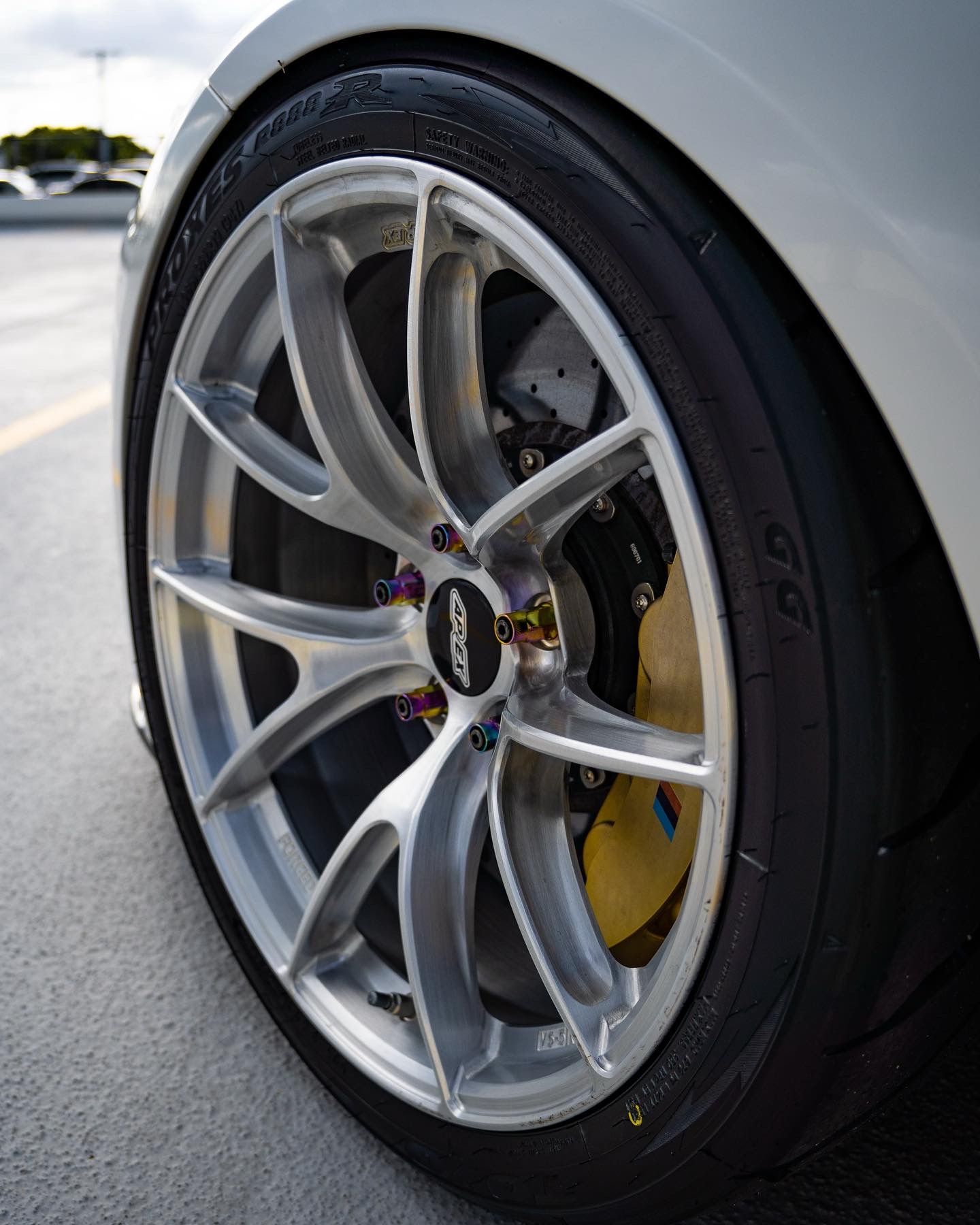 White BMW F80 M3 with 19" VS-5RS Apex wheels in Brushed Clear