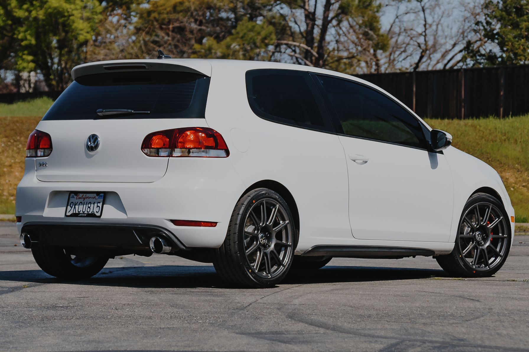 VW MK6 GTI with 18" SM-10 in Anthracite