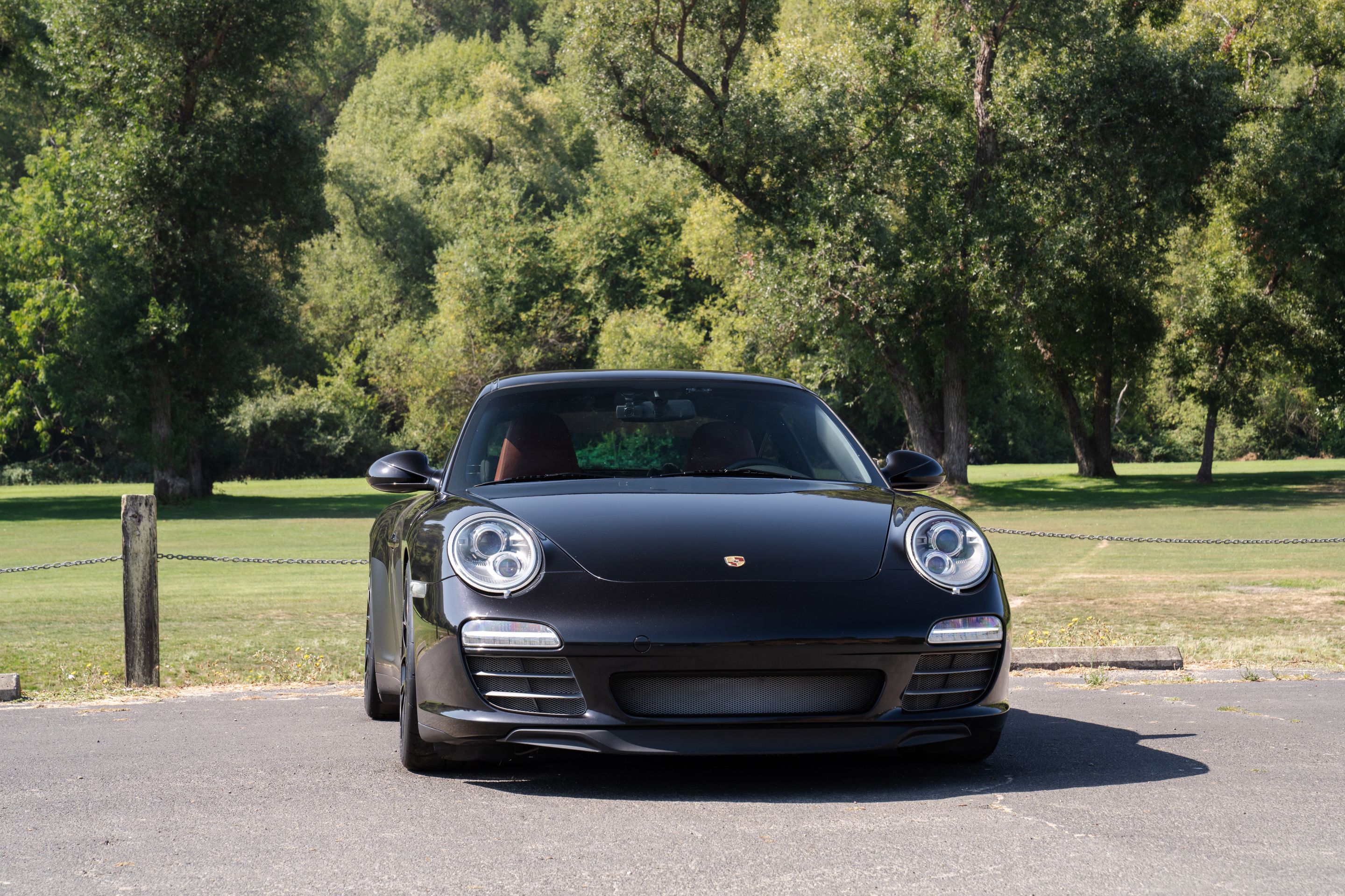 Black Porsche 911 997 Carrera 4S with 18" EC-7RS Apex wheels in Satin Black
