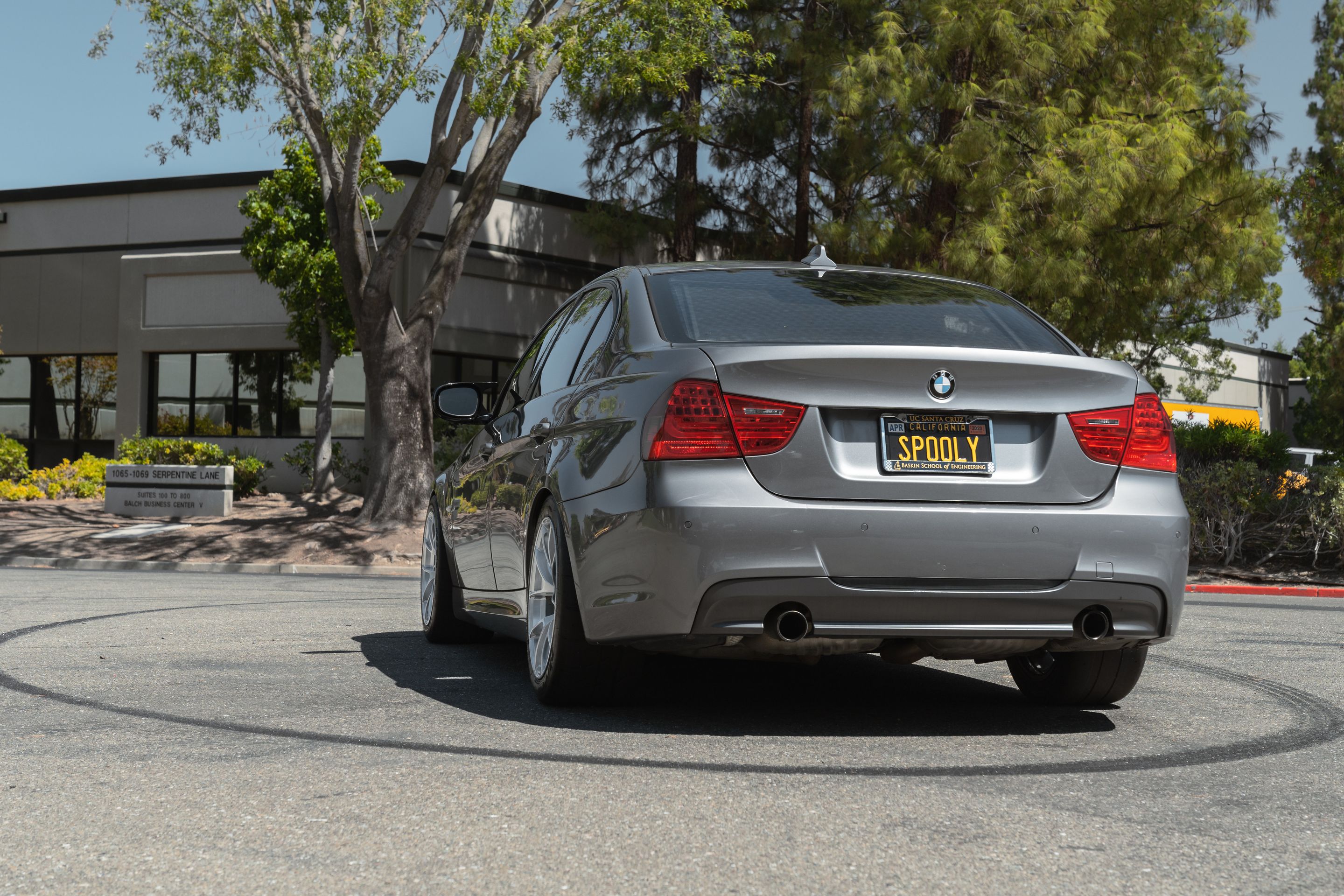 Grey BMW E90 LCI Sedan 3 Series with 17" VS-5RS Apex wheels in Brushed Clear
