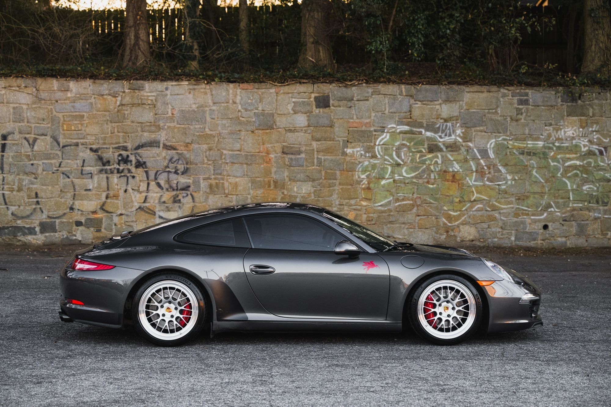 Grey Porsche 911 991.1 Carrera S with 19" ML-10RT Apex wheels in Machined Lip Race Silver