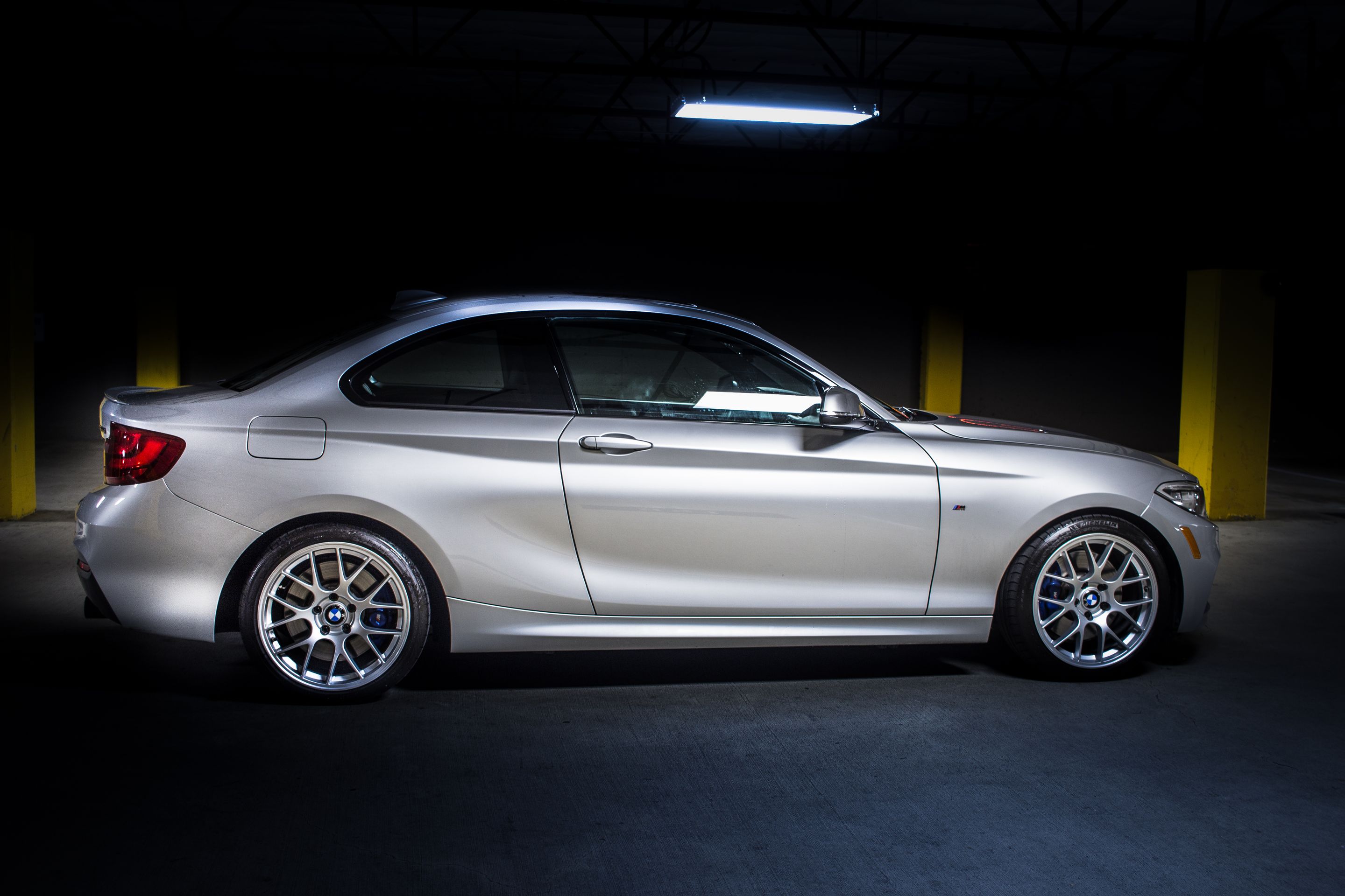 Silver BMW F22 Coupe 2 Series with 18" EC-7 Apex wheels in Race Silver