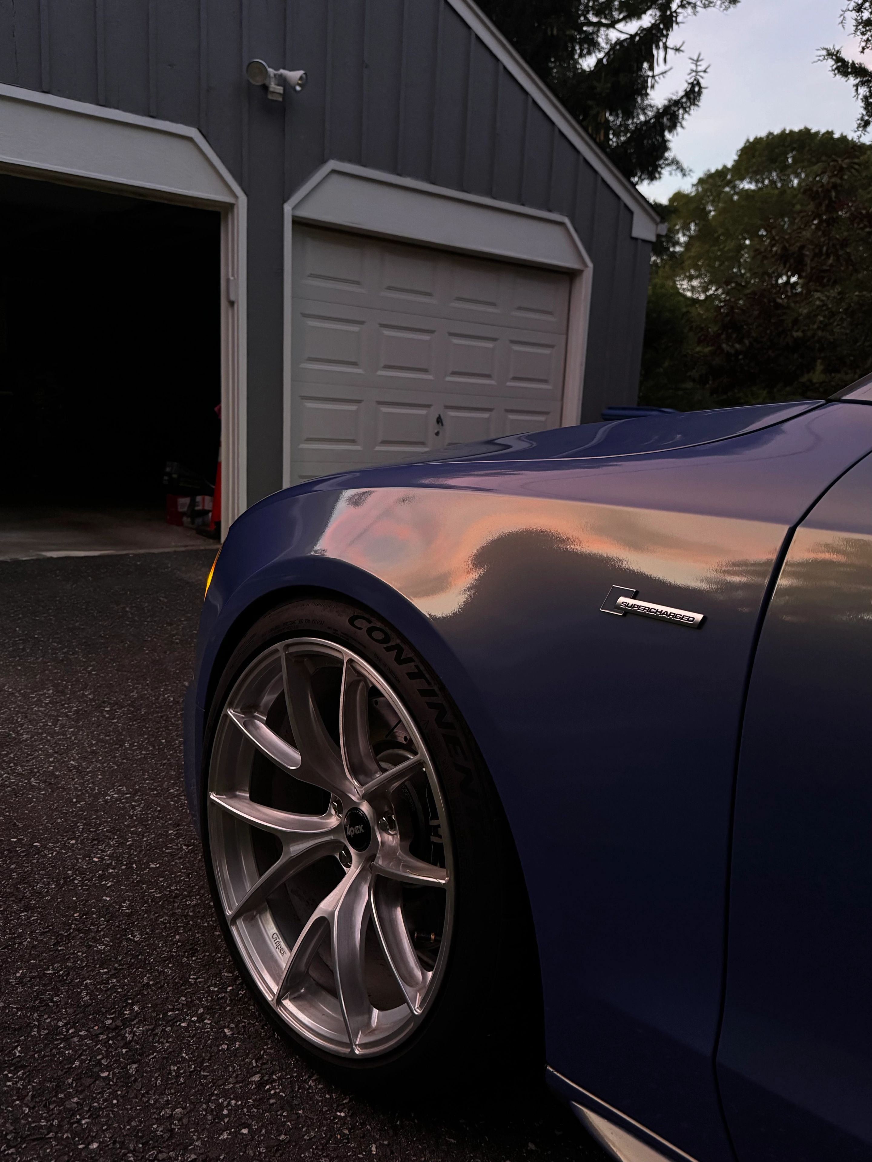 Blue Audi B8 S5 with 19" VS-5RS Apex wheels in Brushed Clear