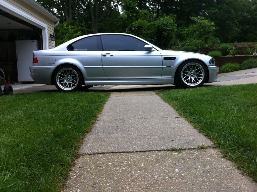Silver BMW E46 M3 with 18" ARC-8 Apex wheels in Hyper Silver