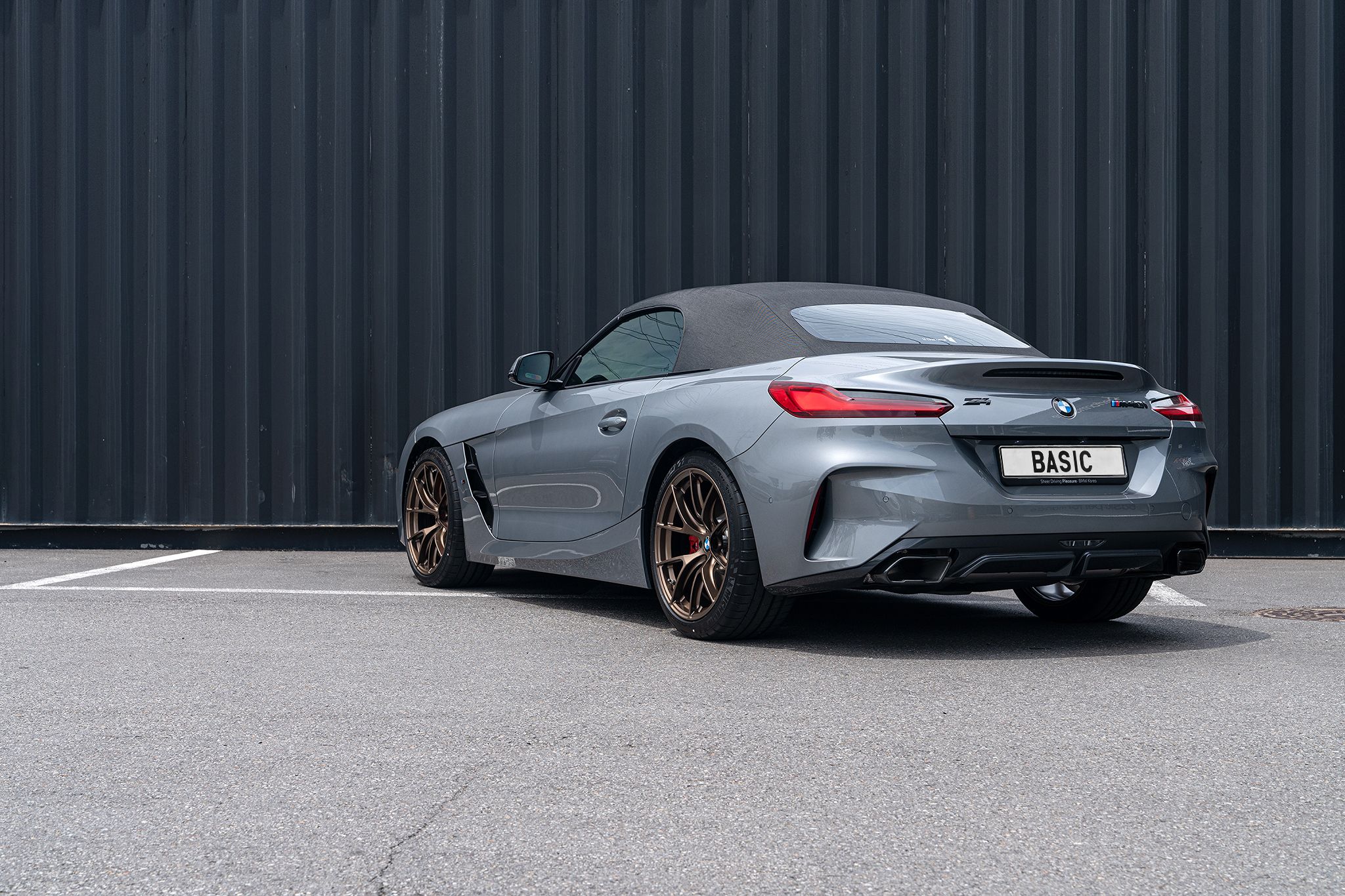 Grey BMW G29 Z4 with 19" VS-5RS Apex wheels in Satin Bronze