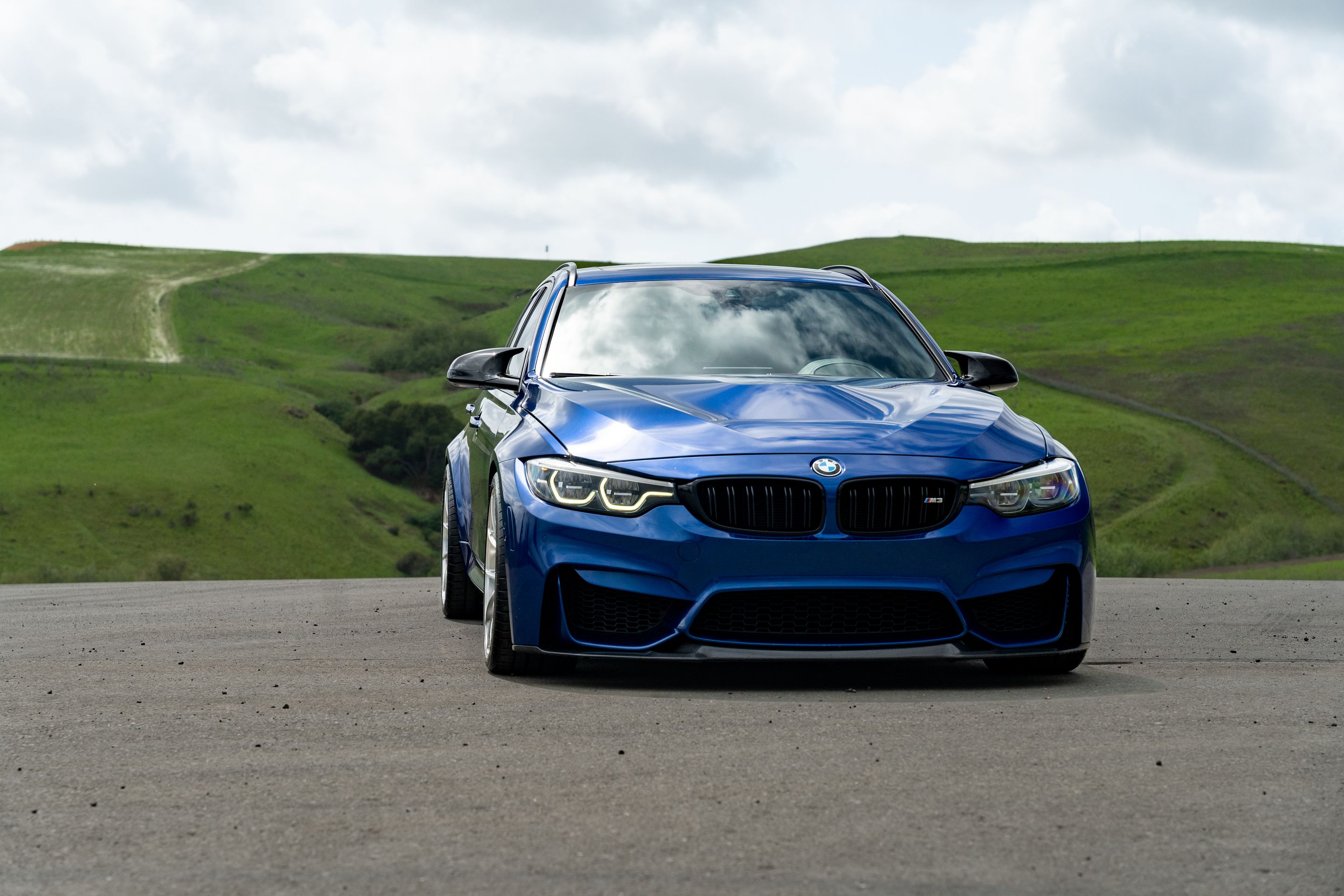 Blue BMW F80 M3 with 19" VS-5RS Apex wheels in Brushed Clear