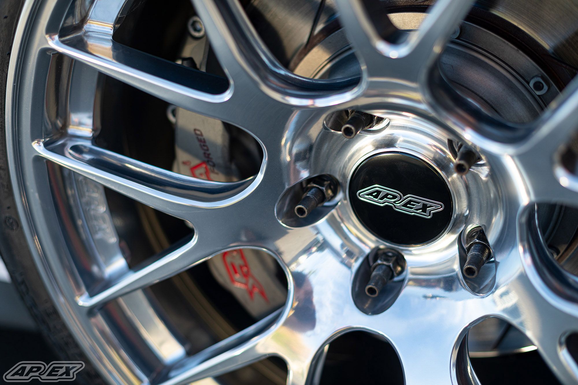 Blue BMW E36/8 Coupe Z3 M with 18" EC-7R Apex wheels in Polished