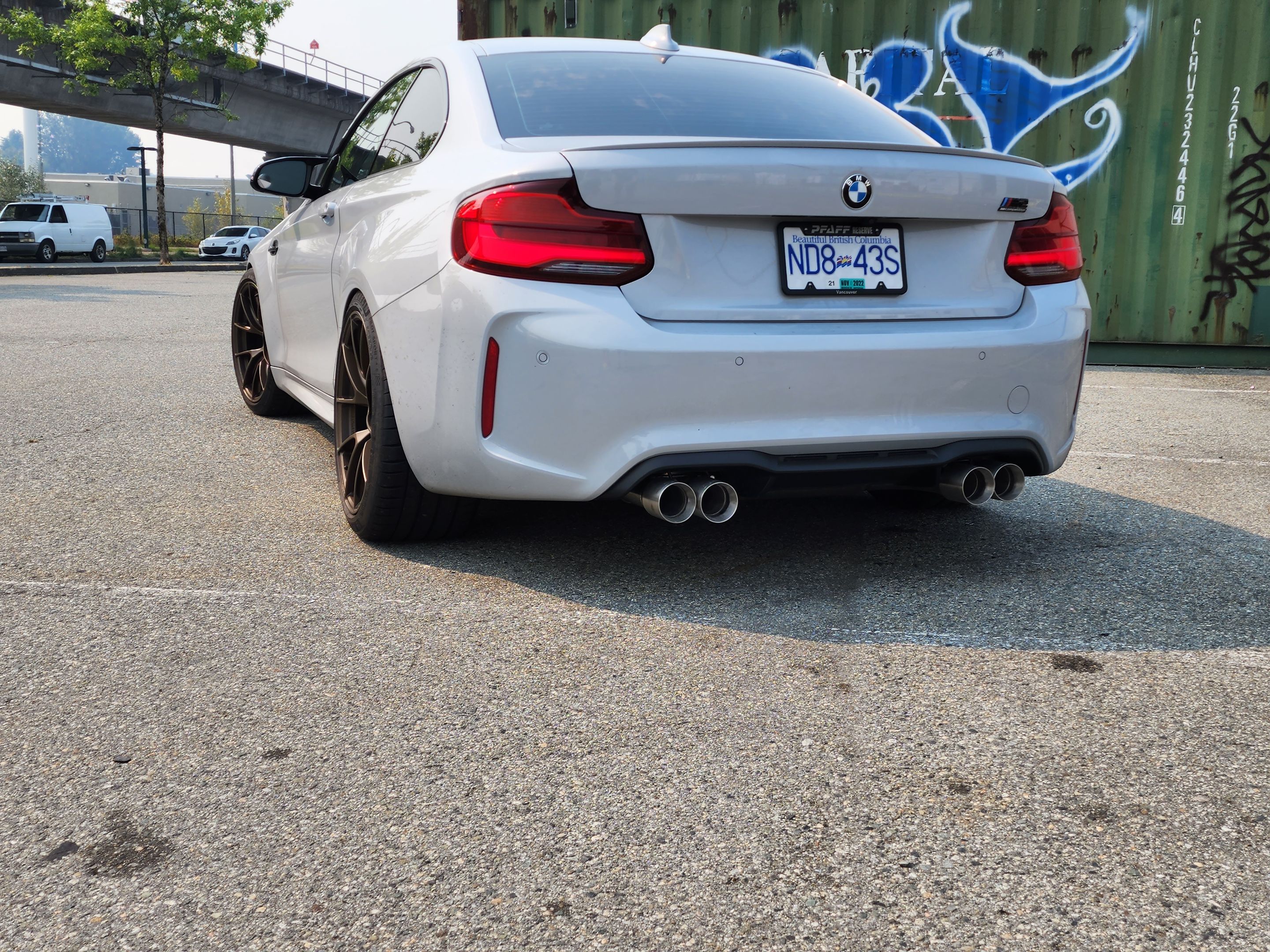 Silver BMW F87 M2 with 19" VS-5RS Apex wheels in Satin Bronze