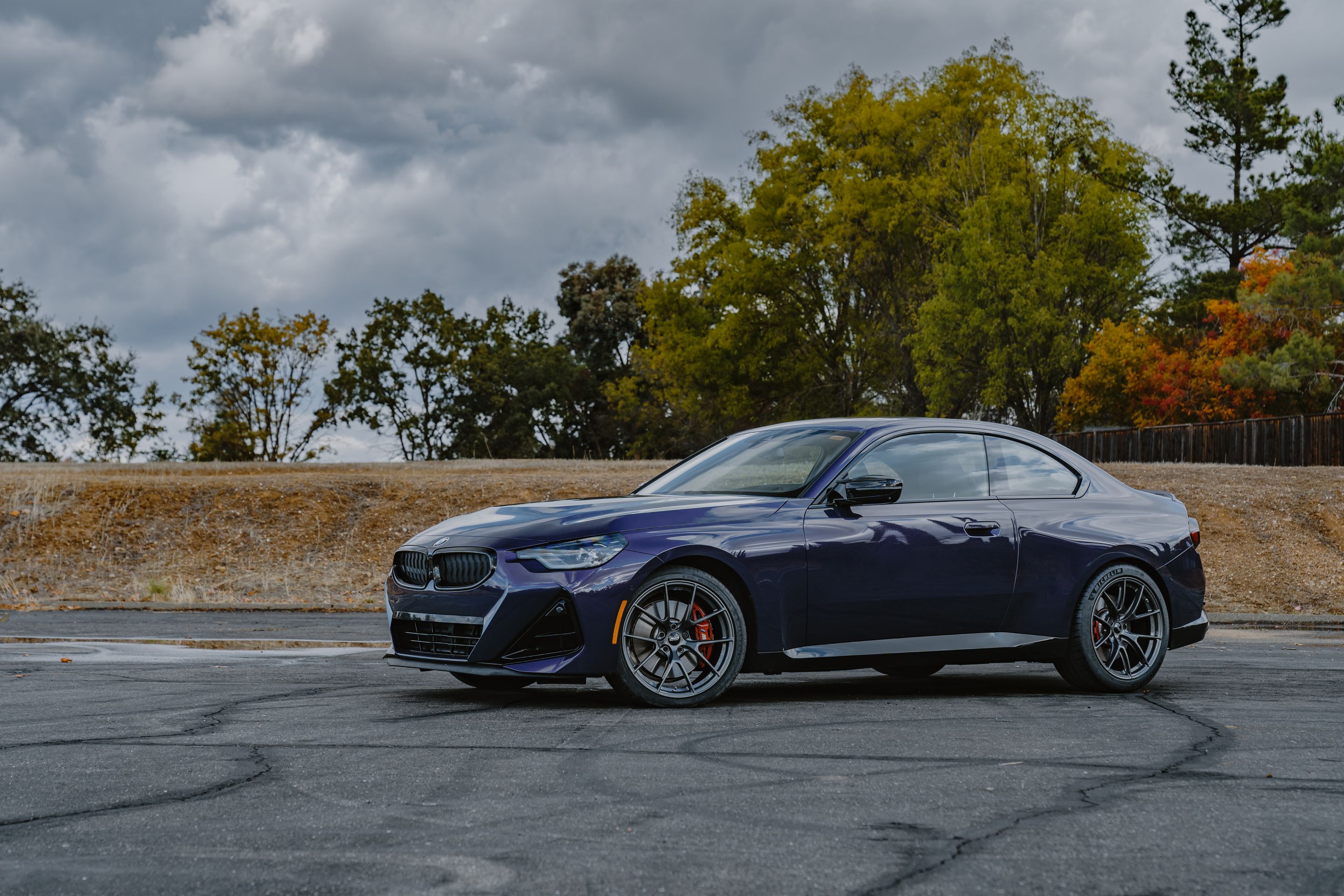 Purple BMW G42 2 Series with 19" VS-5RS Apex wheels in Anthracite