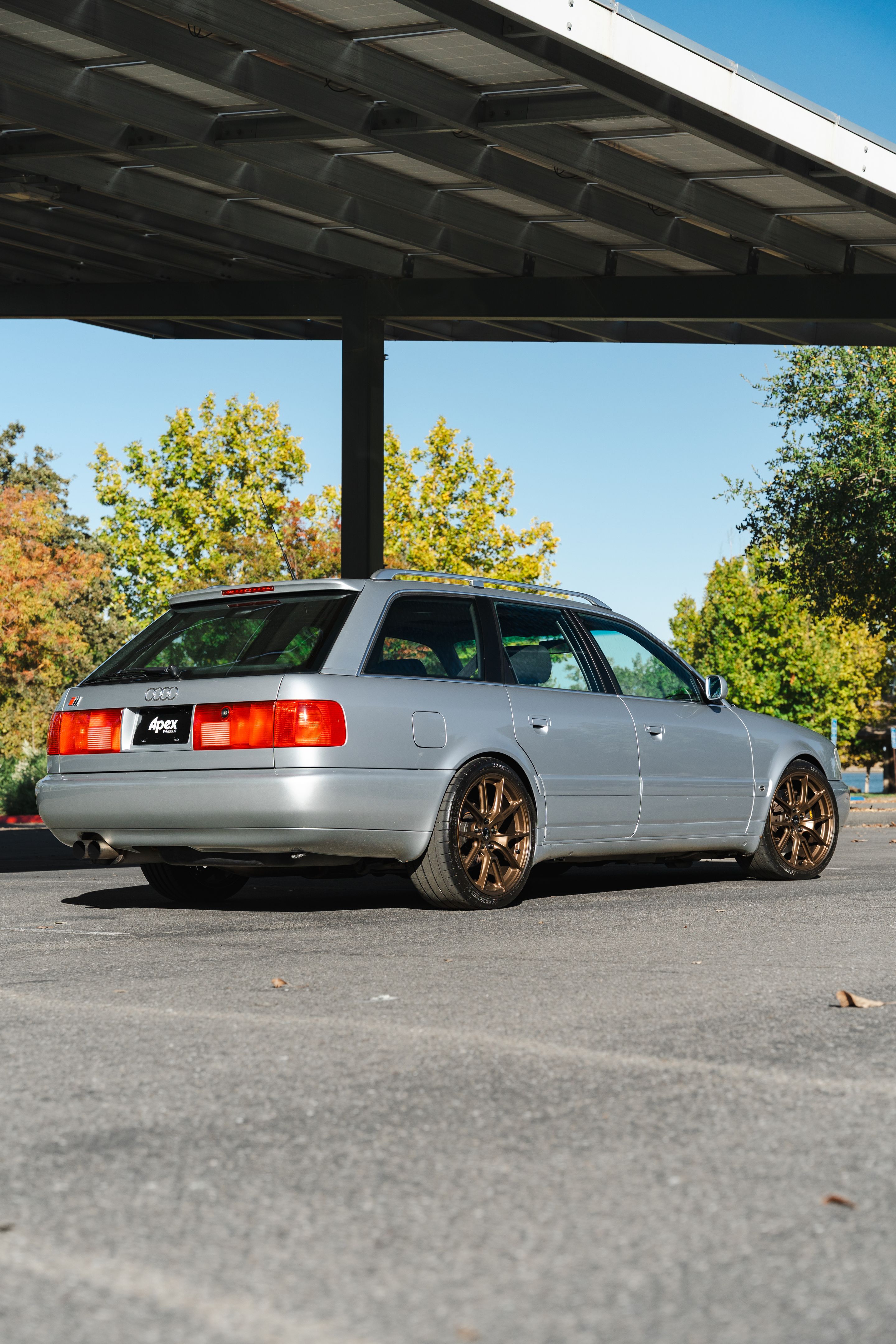 Silver Audi C4 S6 Avant/Wagon with 18" VS-5 Apex wheels in Satin Bronze