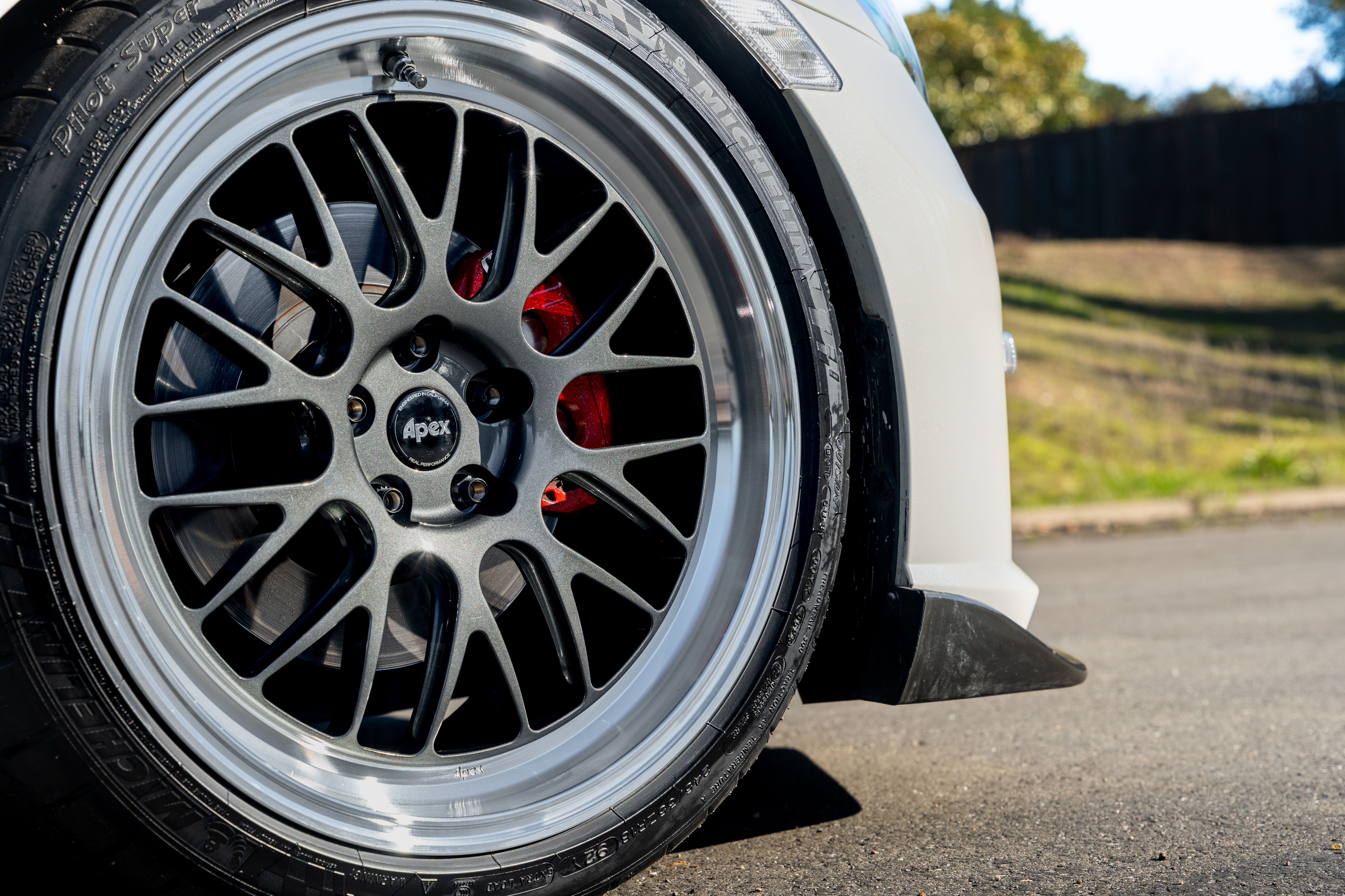 Subaru ZC6 / Gen 1 BRZ with 18