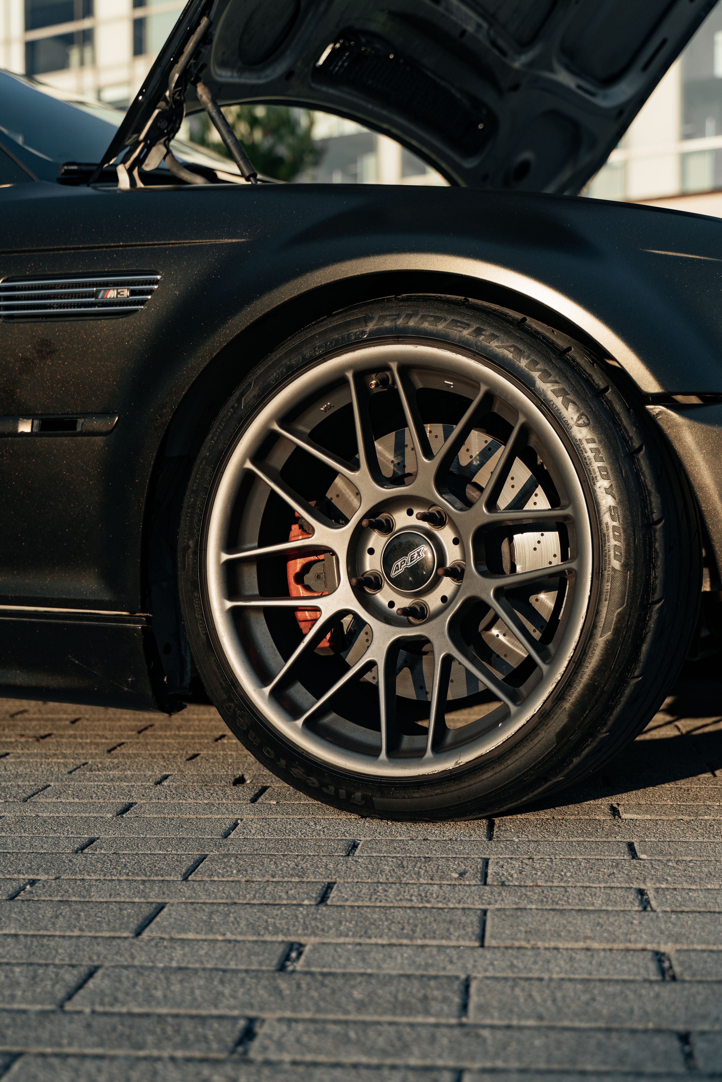 Black BMW E46 M3 with 18" ARC-8 Apex wheels in Anthracite