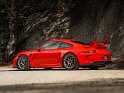 Red Porsche 911 - EC-7RS in Motorsport Gold