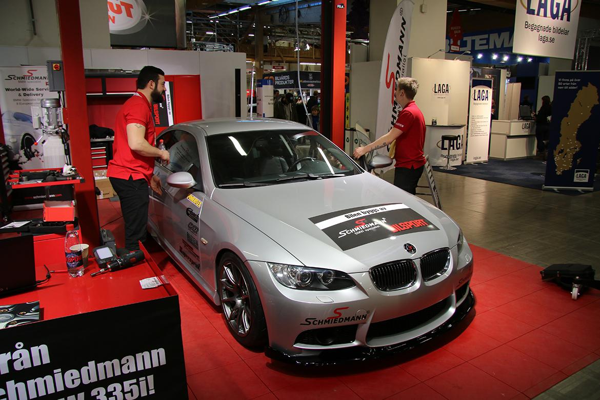 Live BMW 335I Track Build at the Bilsport Performance & Custom Motor Show