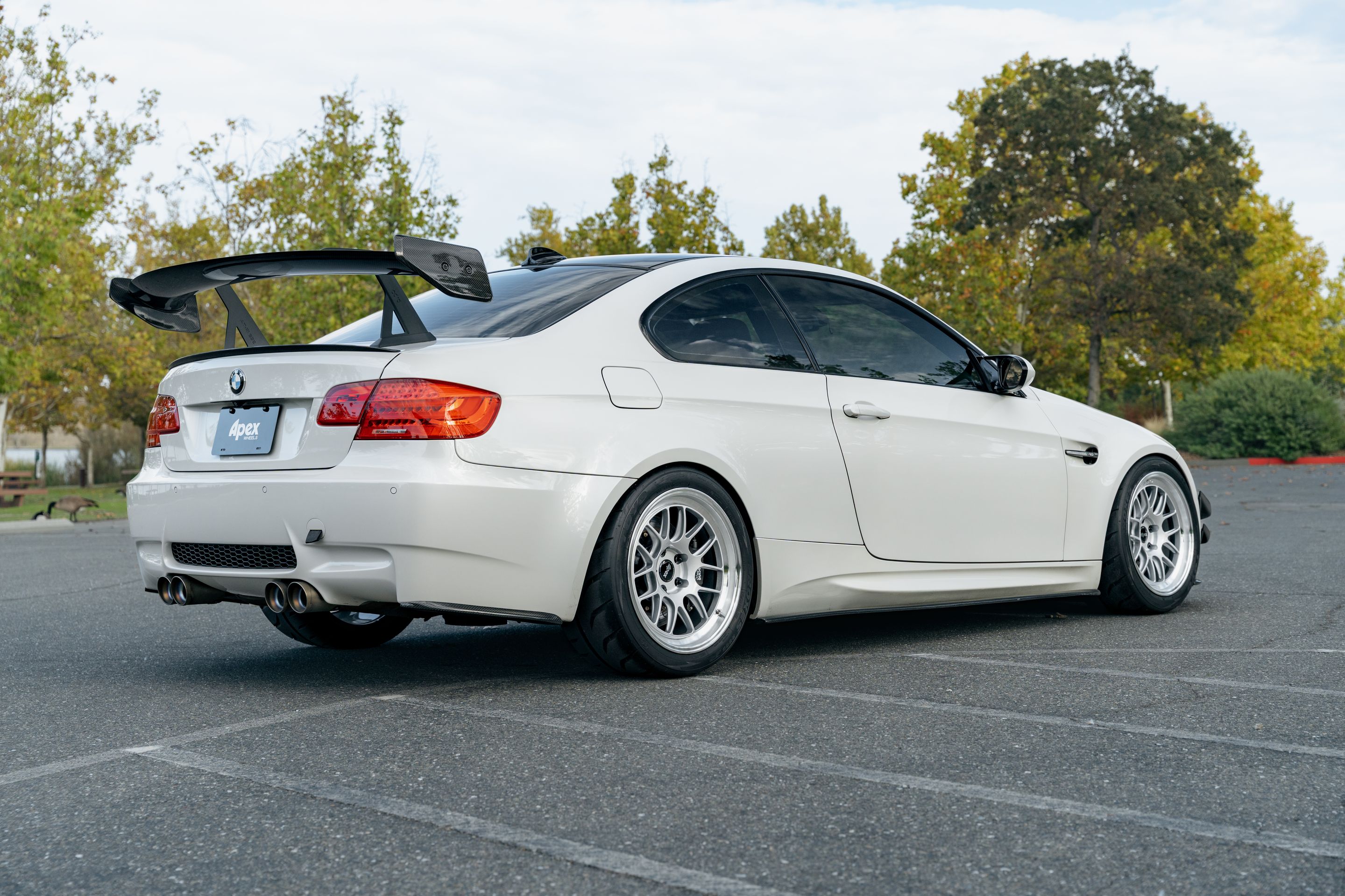 White BMW E92 Coupe M3 with 18" ML-7RT Apex wheels in Machined Lip Race Silver
