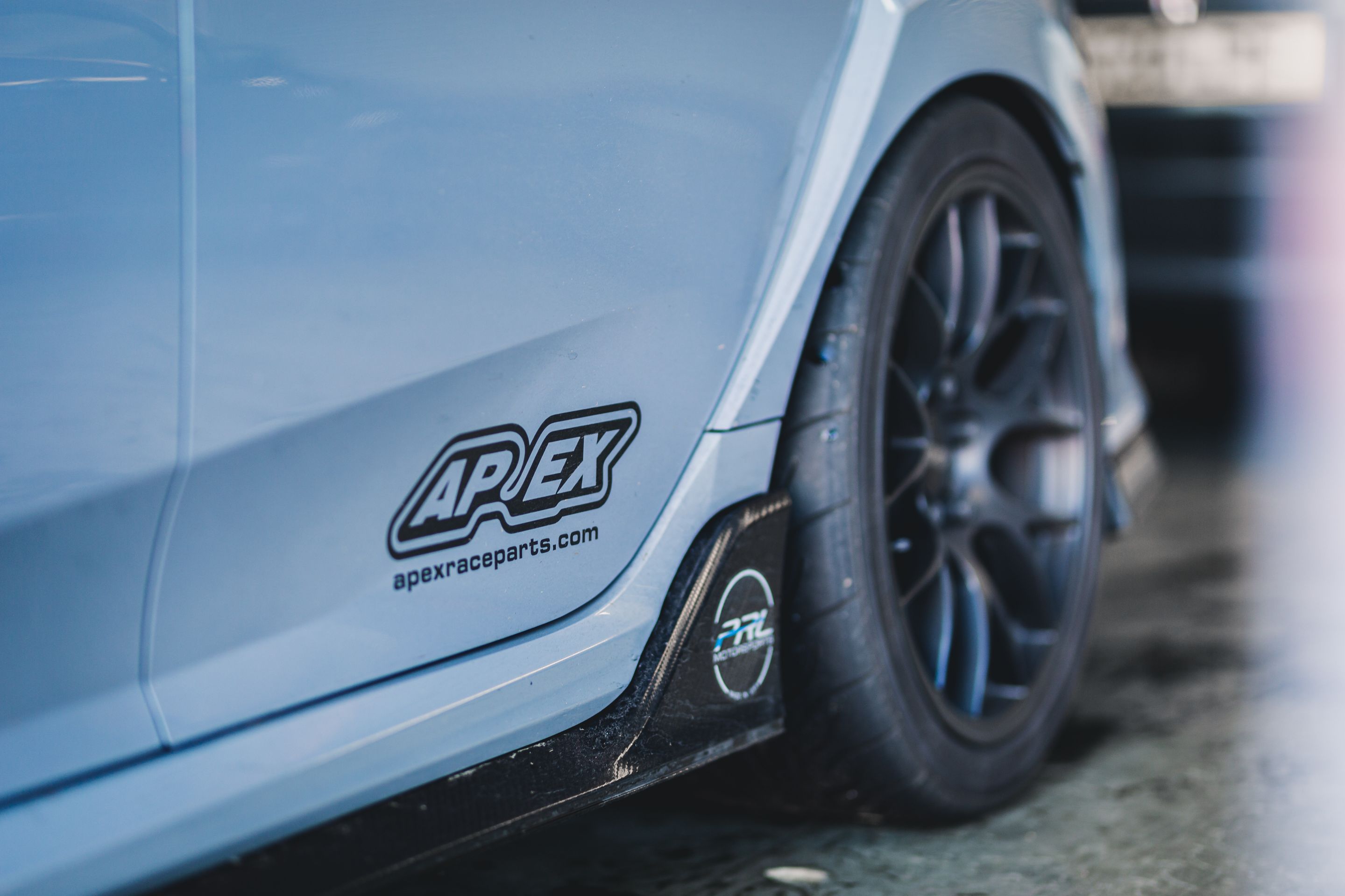 Grey Honda FK8 Civic Type-R with 18" EC-7 Apex wheels in Anthracite