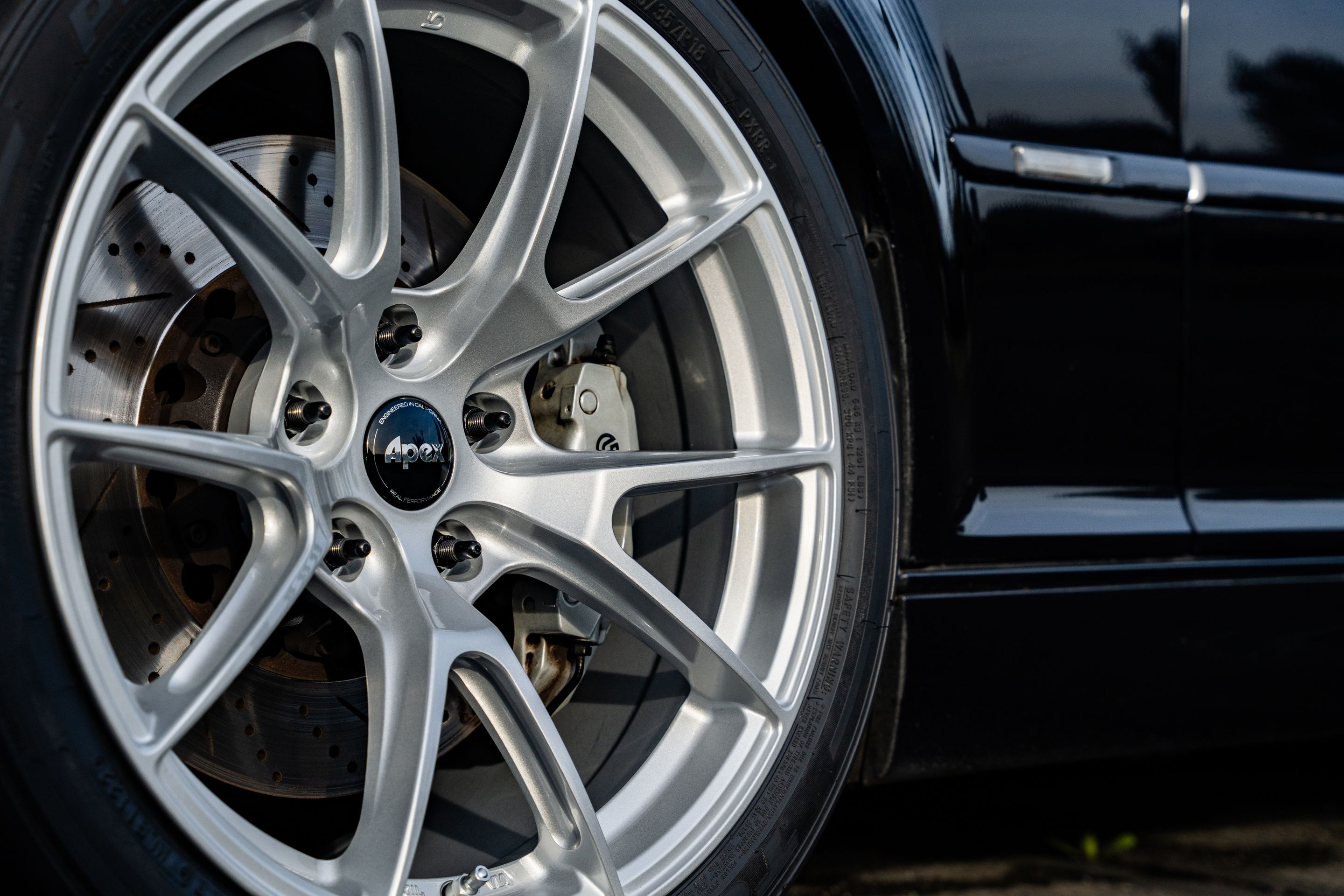 Black BMW E46 M3 with 18" VS-5 Apex wheels in Race Silver