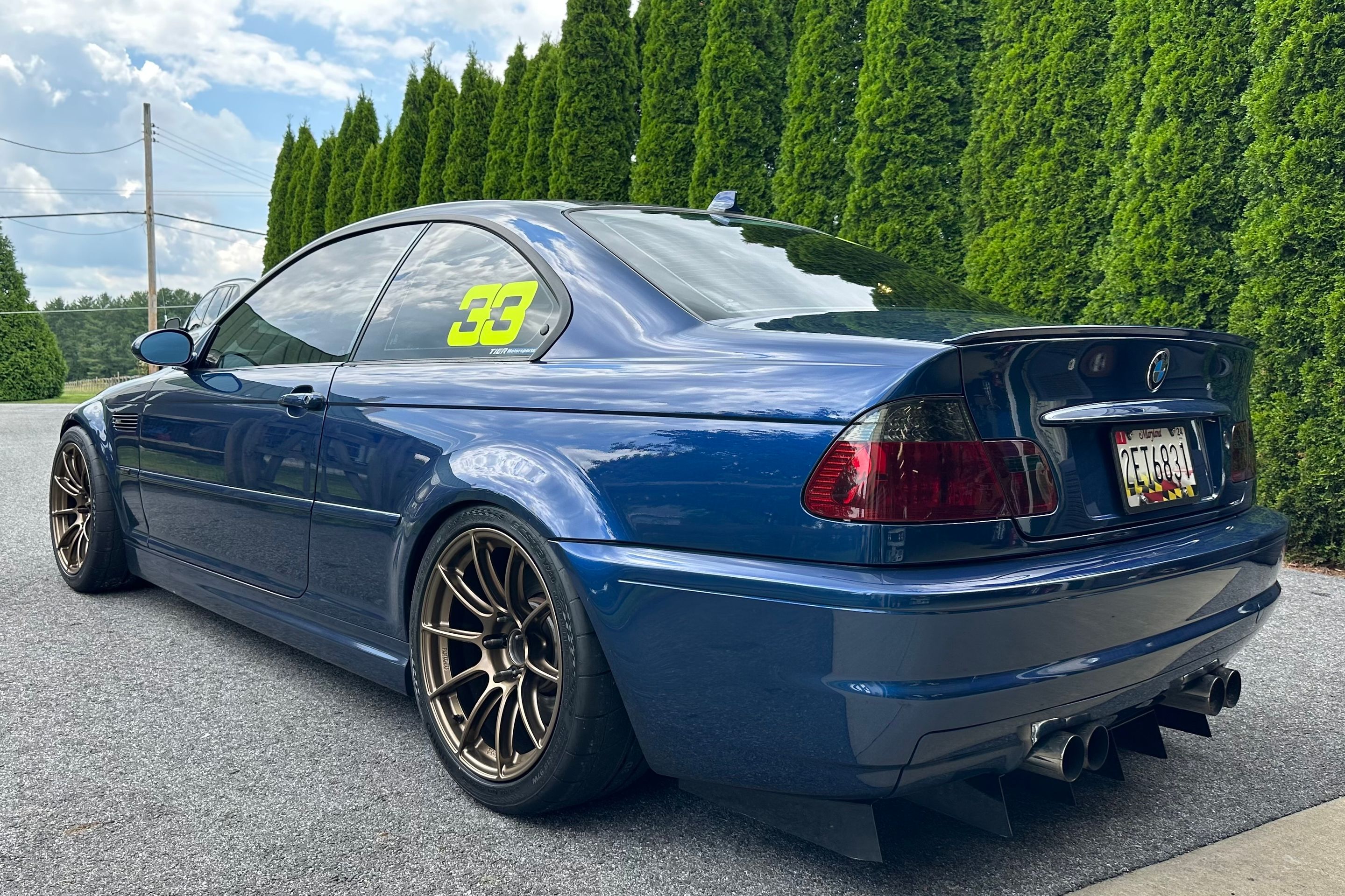 Blue BMW E46 M3 with 18" SM-10RS Apex wheels in Satin Bronze