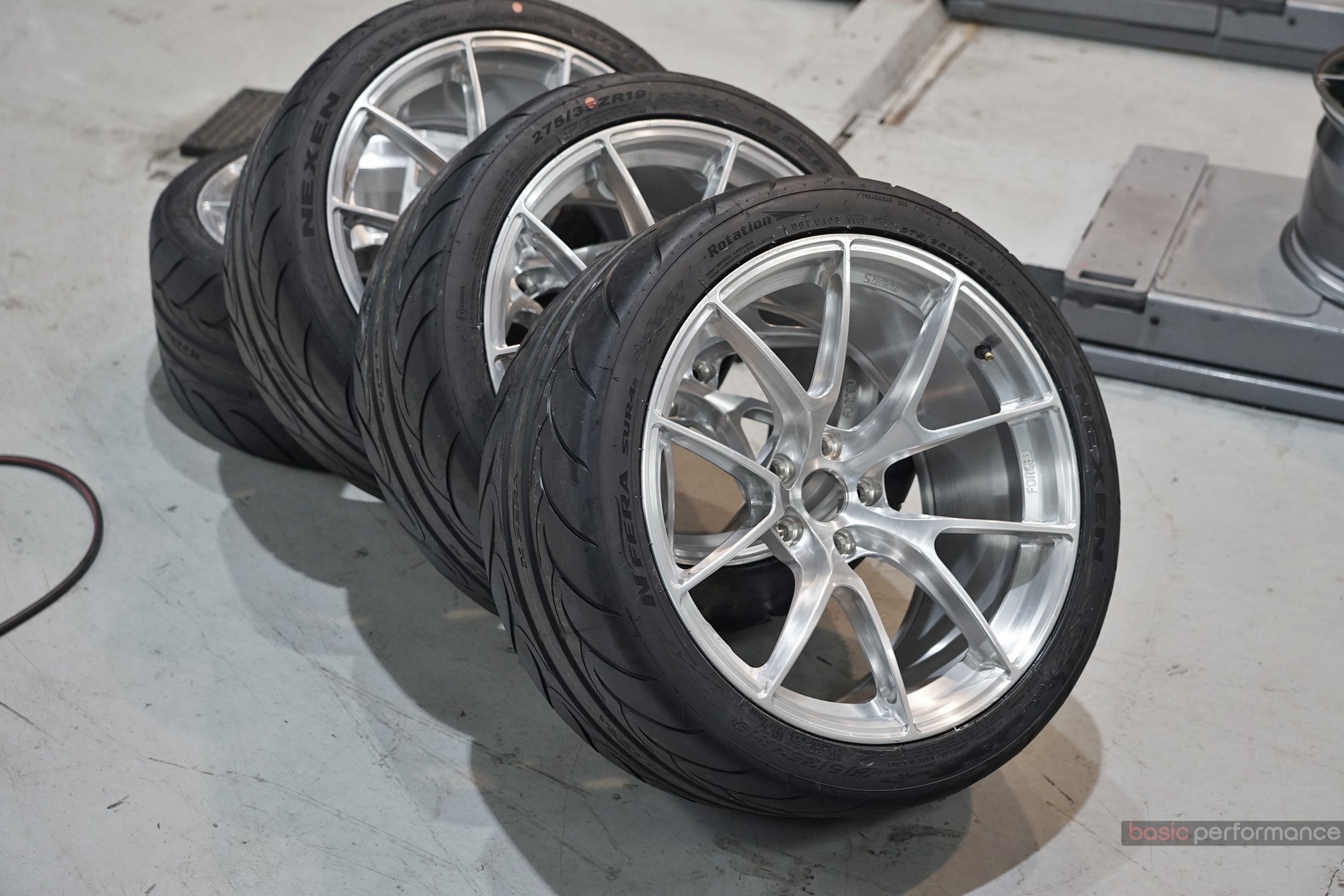 Blue BMW G80 M3 with 19" VS-5RS Apex wheels in Anthracite