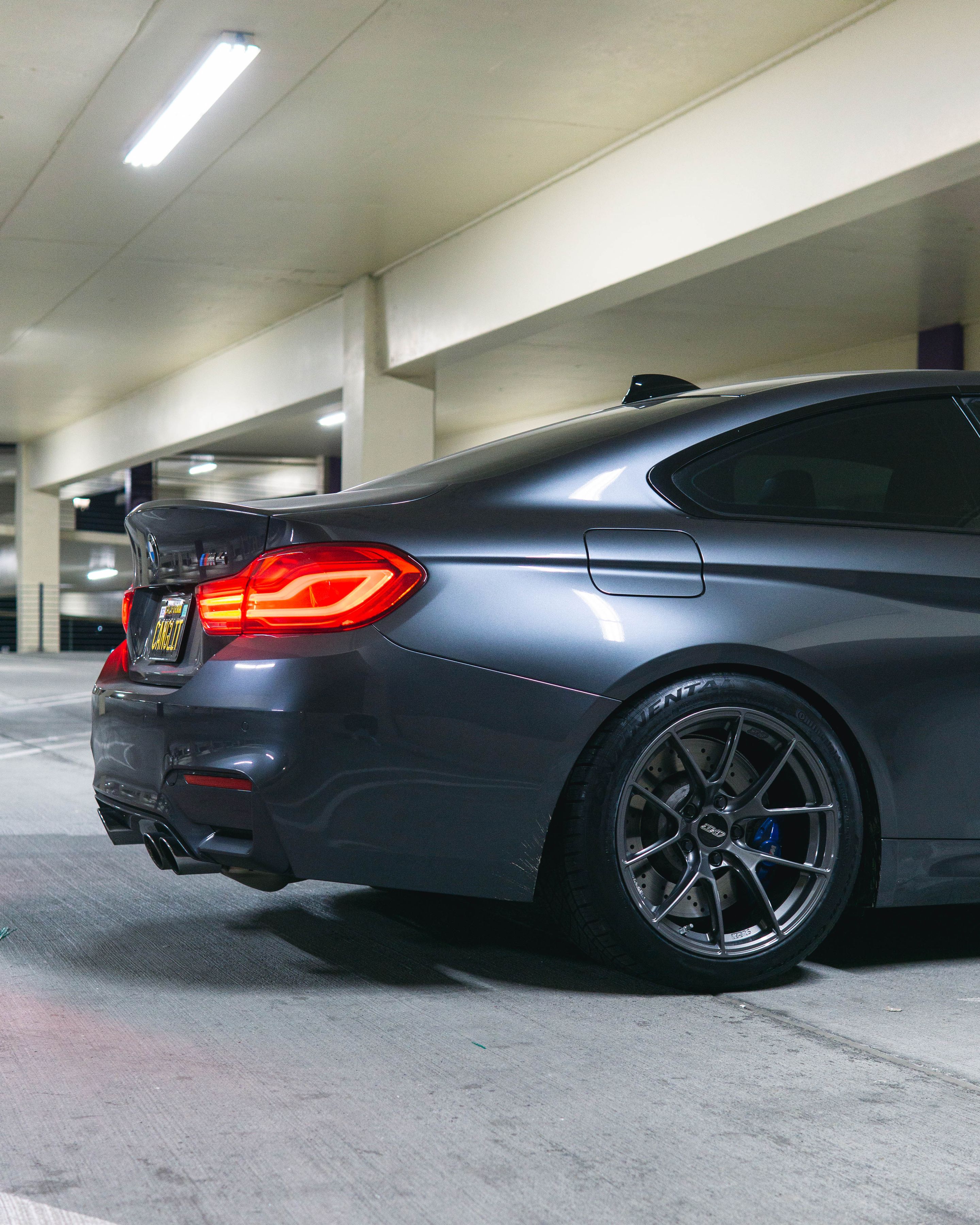 Grey BMW F82 Coupe M4 with 18" VS-5RS Apex wheels in Anthracite