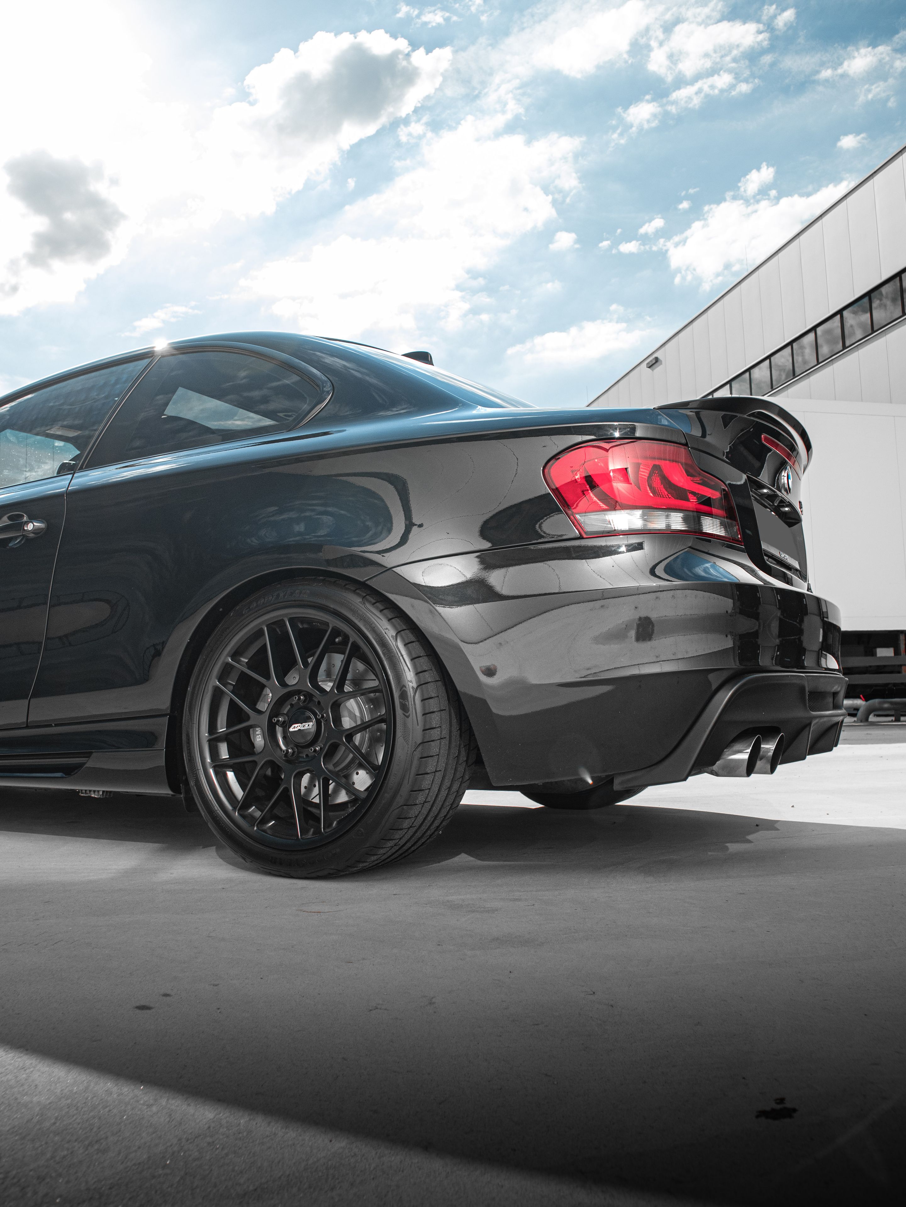 Black BMW E82 Coupe 1 Series with 18" ARC-8 Apex wheels in Satin Black