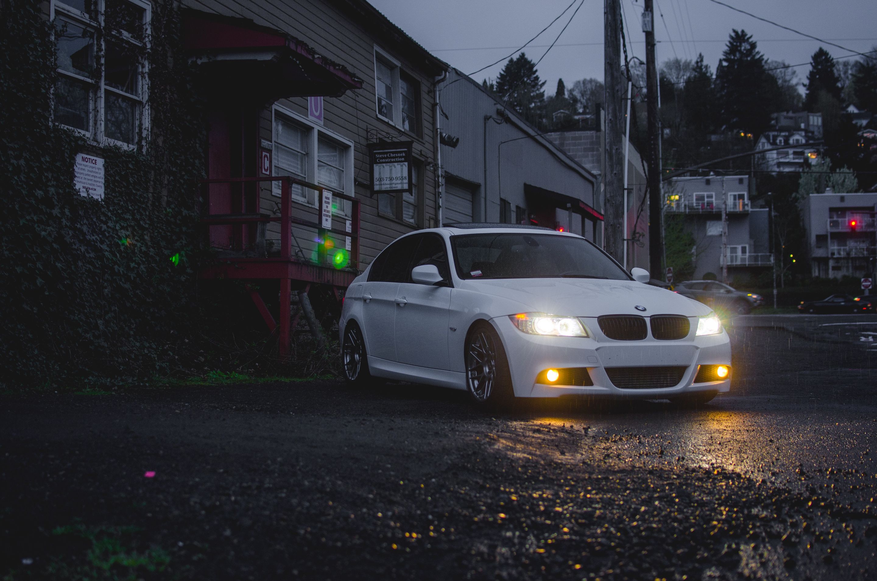 White BMW E90 LCI Sedan 3 Series with 18" ARC-8 Apex wheels in Hyper Black