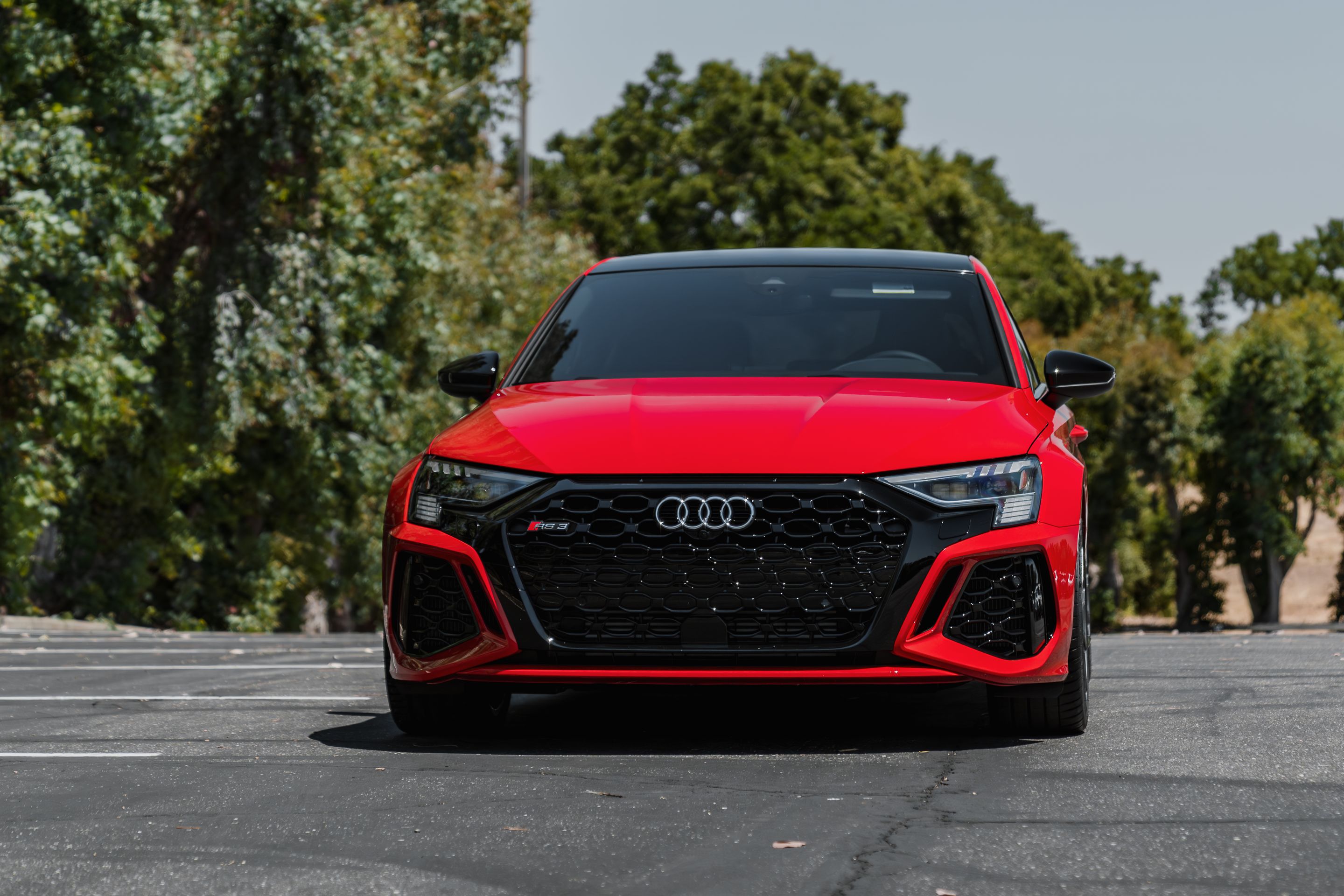 Red Audi 8Y RS 3 with 18" SM-10 Apex wheels in Anthracite