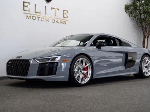 Grey Audi R8 - VS-5RS in Brushed Clear