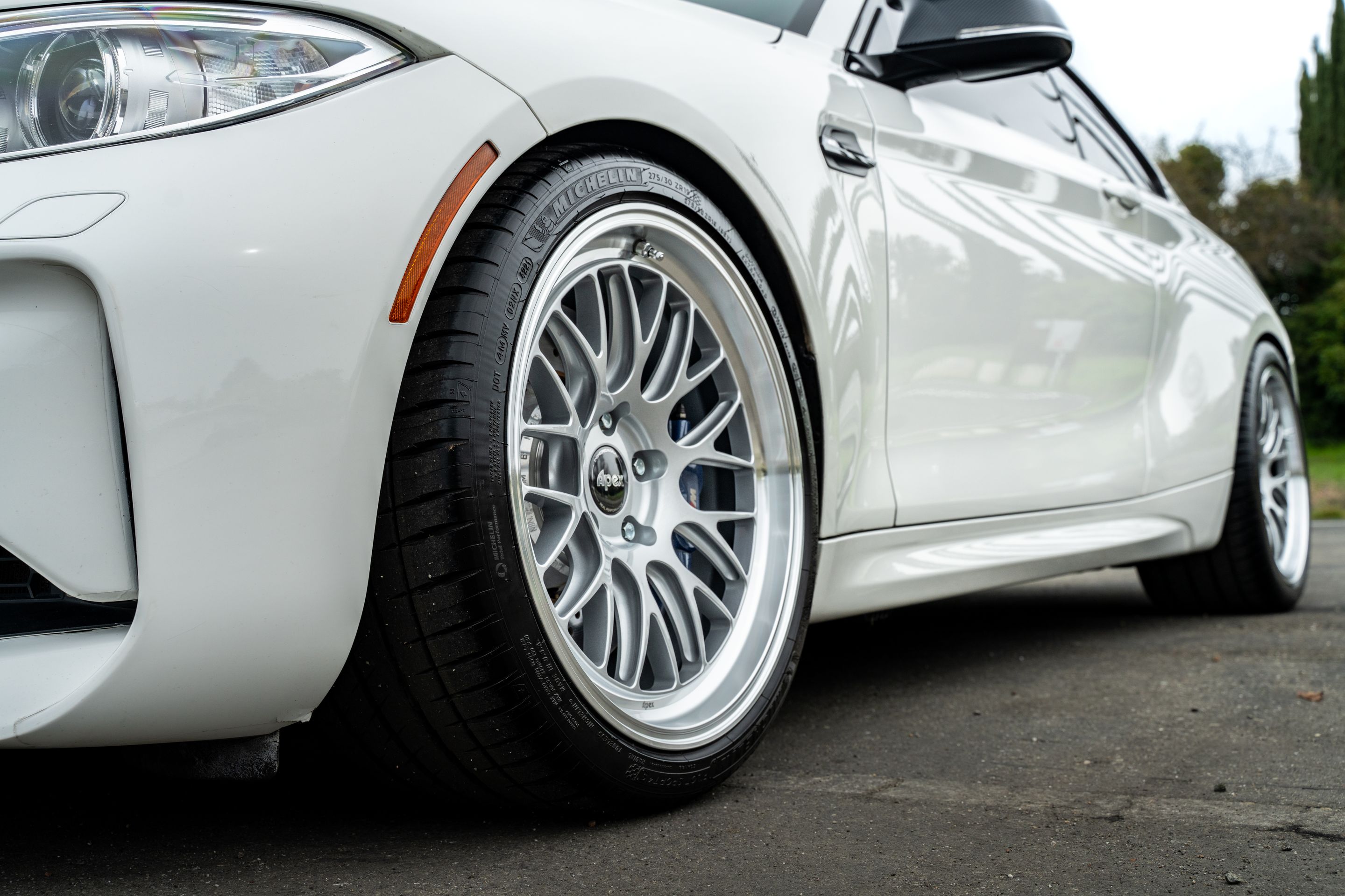 White BMW F87 M2 with 19" ML-10RT Apex wheels in Machined Lip Race Silver