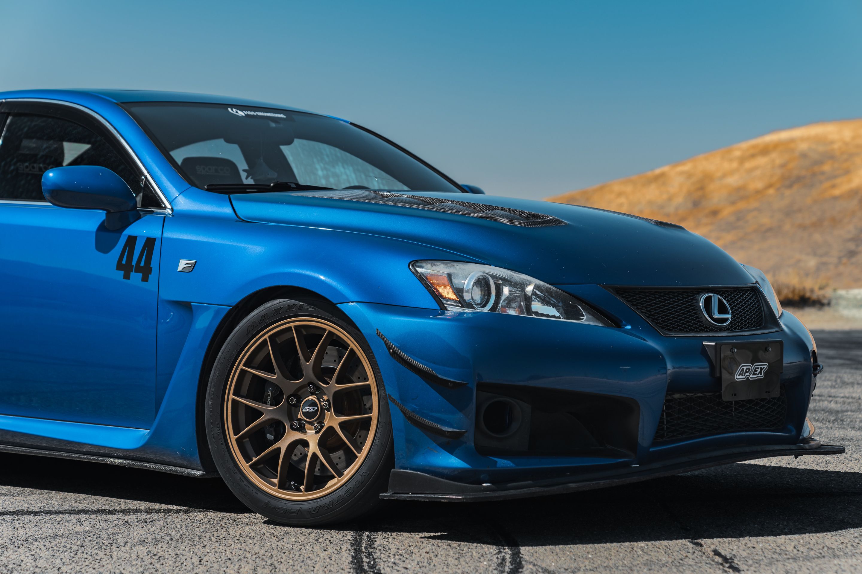 Blue Lexus USE20 IS-F with 18" EC-7 Apex wheels in Satin Bronze