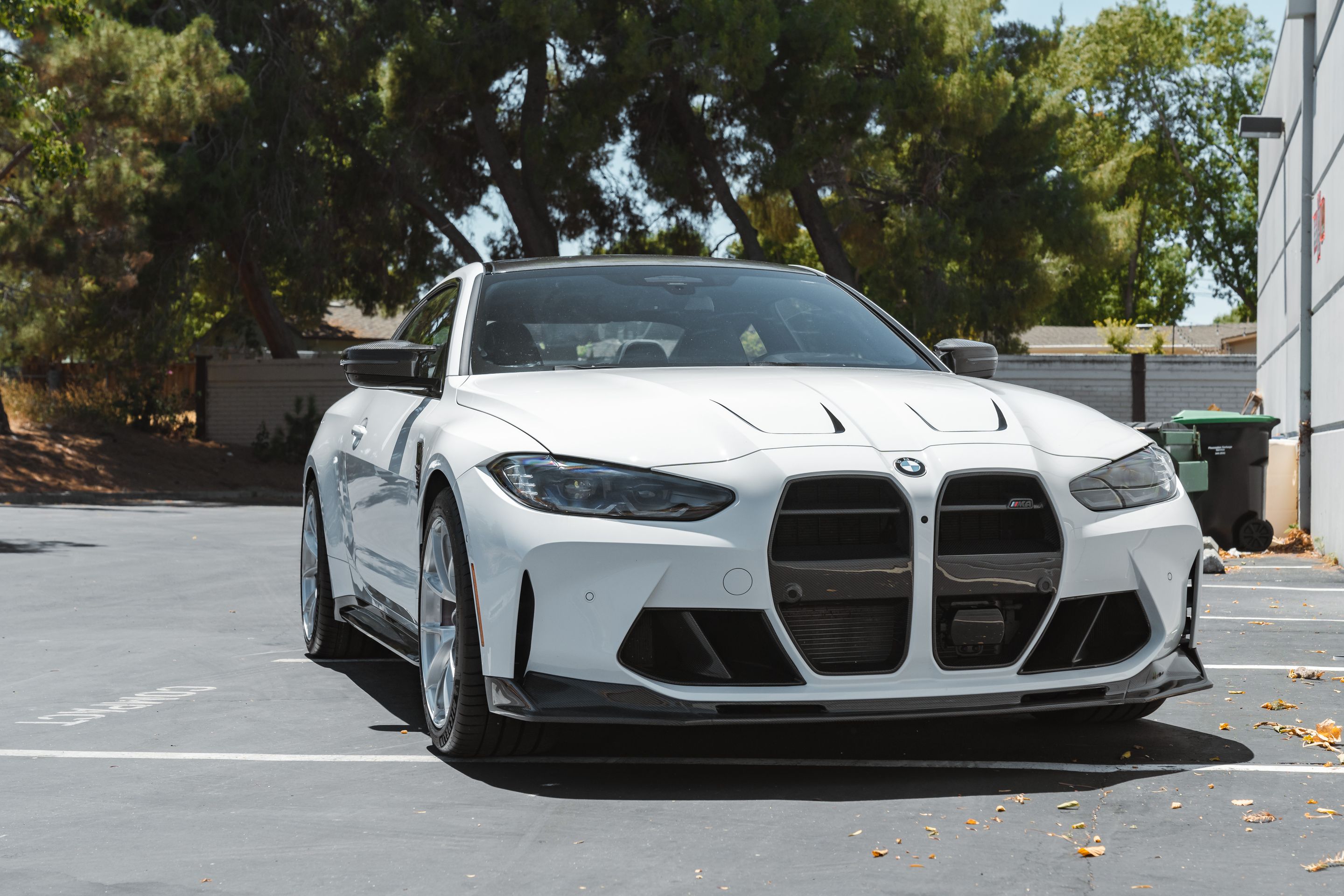 White BMW G82 Coupe M4 with 19"/20" VS-5RS Apex wheels in Brushed Clear