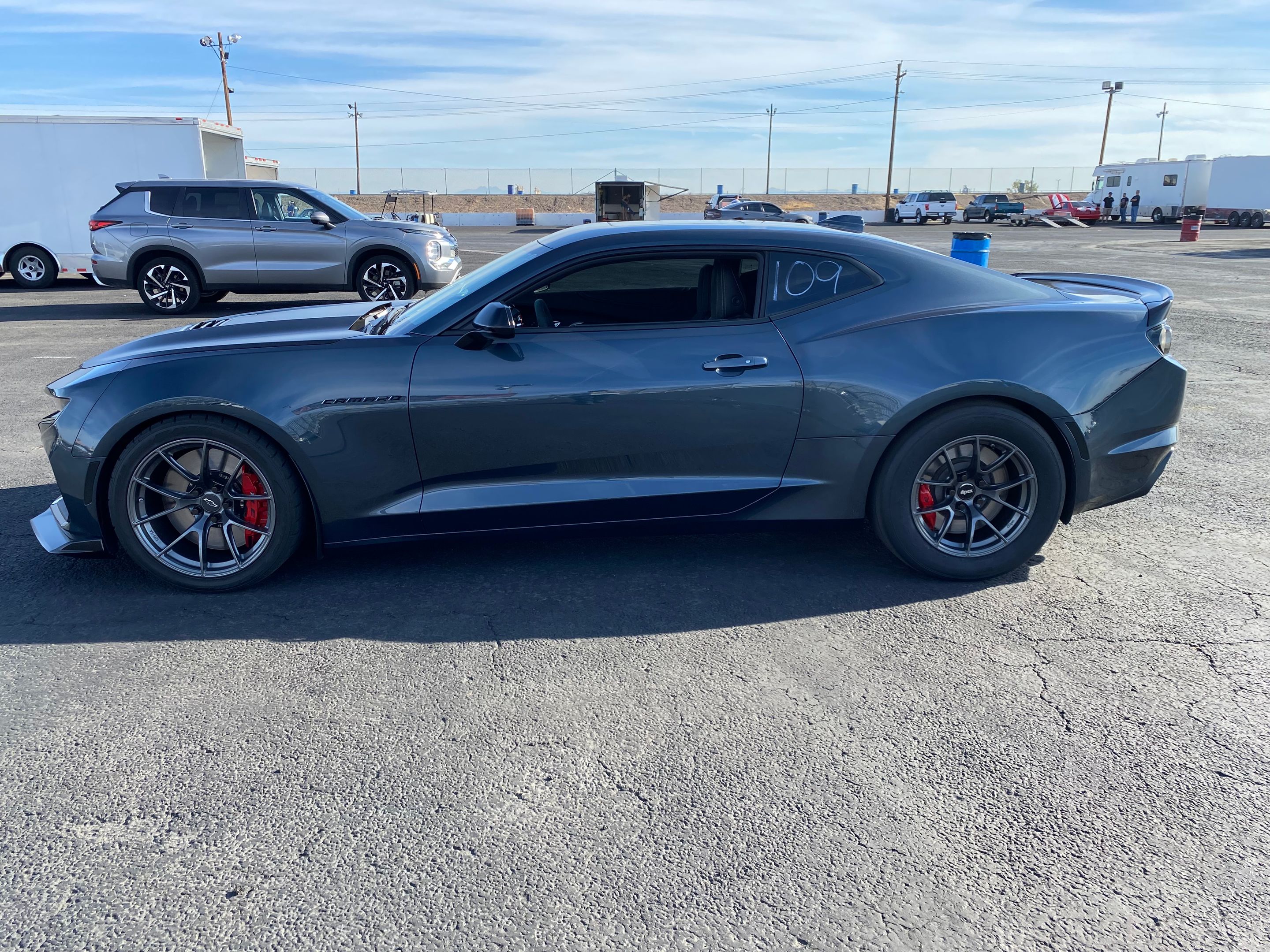 Grey Chevrolet 6th Gen Camaro SS 1LE with 19"/17" VS-5RS Apex wheels in Anthracite