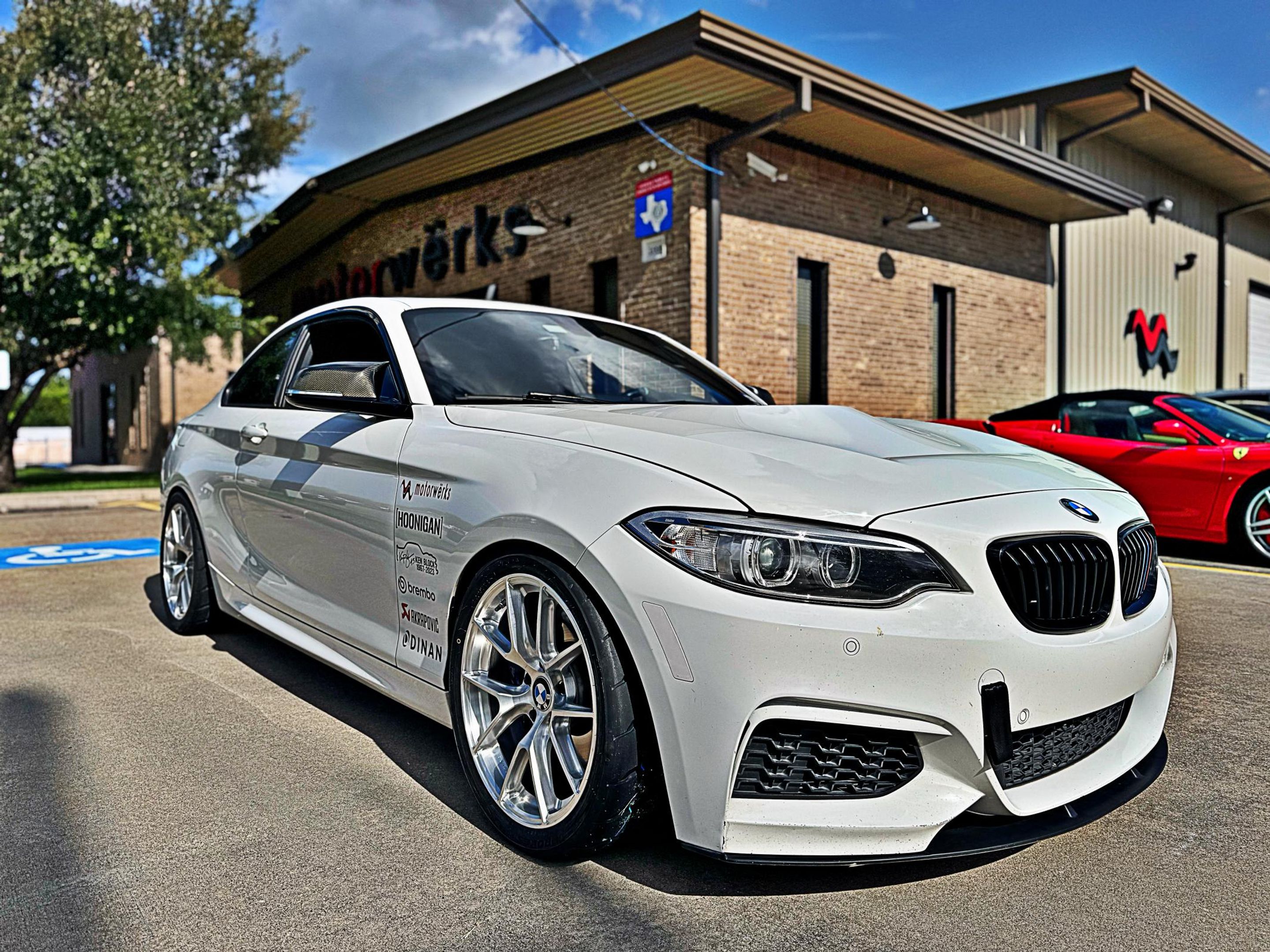 White BMW F22 Coupe 2 Series with 18" VS-5RS Apex wheels in Brushed Clear