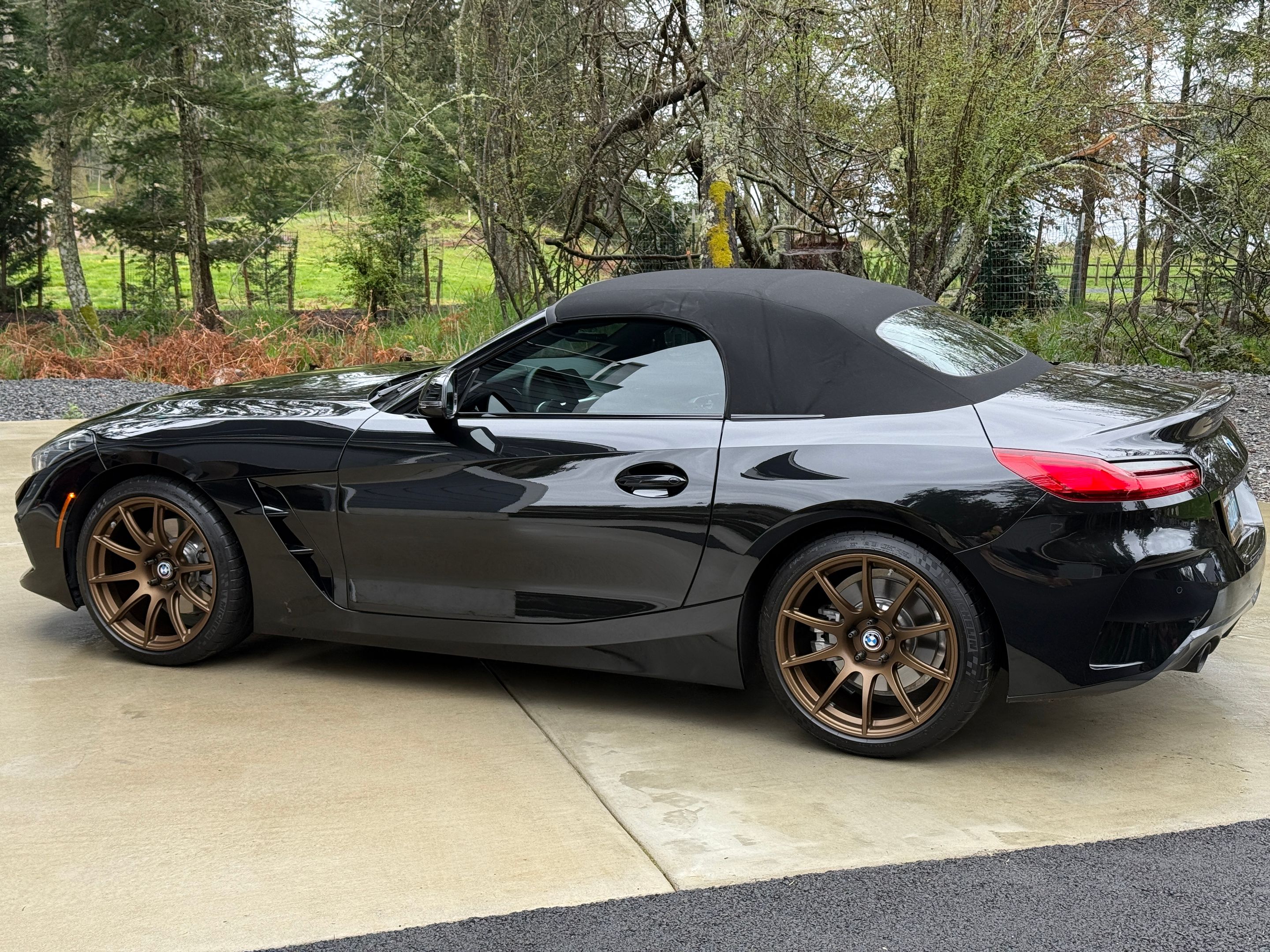Black BMW G29 Z4 with 19" SM-10 Apex wheels in Satin Bronze