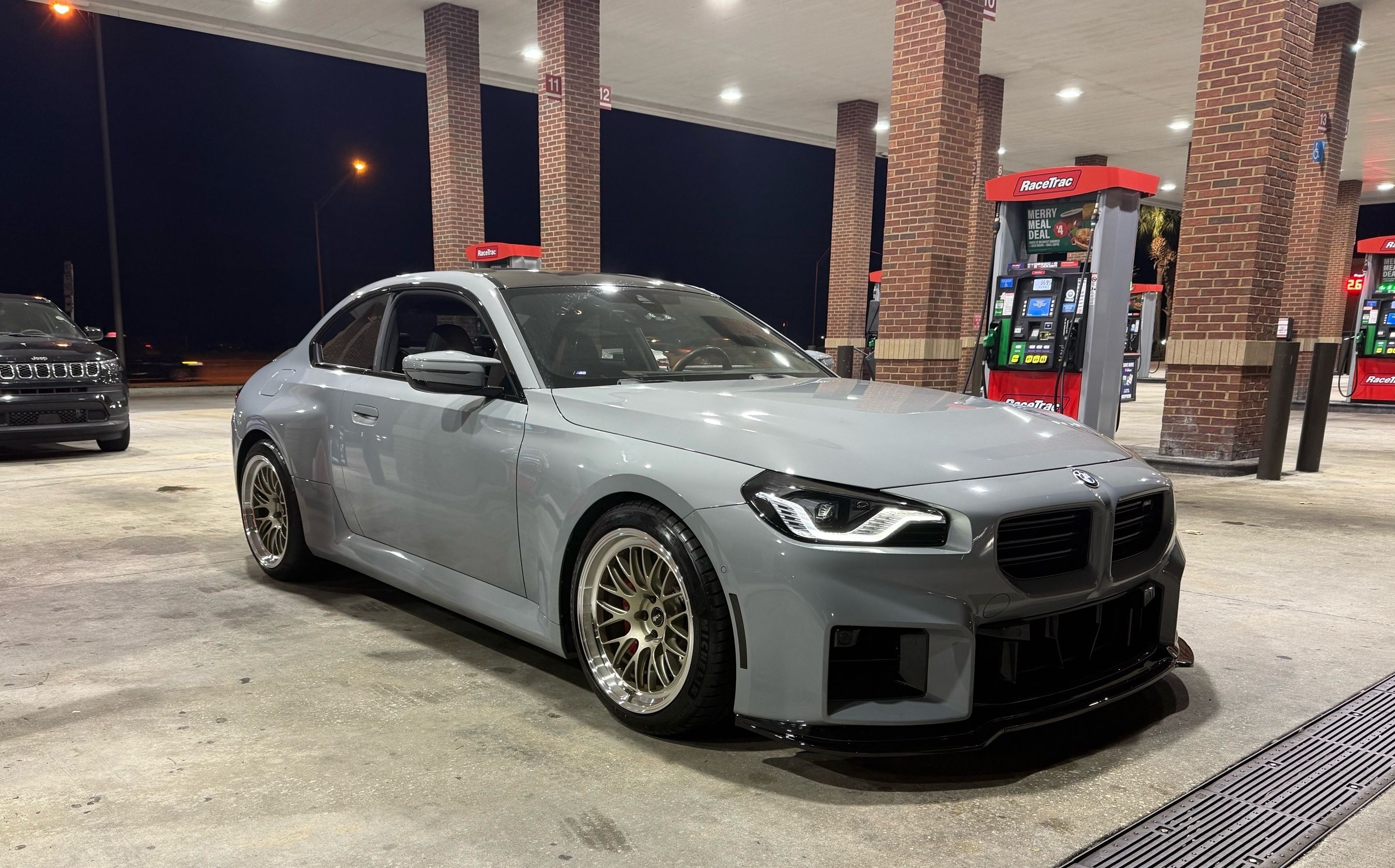 Grey BMW G87 M2 with 19" ML-10RT Apex wheels in Machined Lip Gloss Motorsport Gold