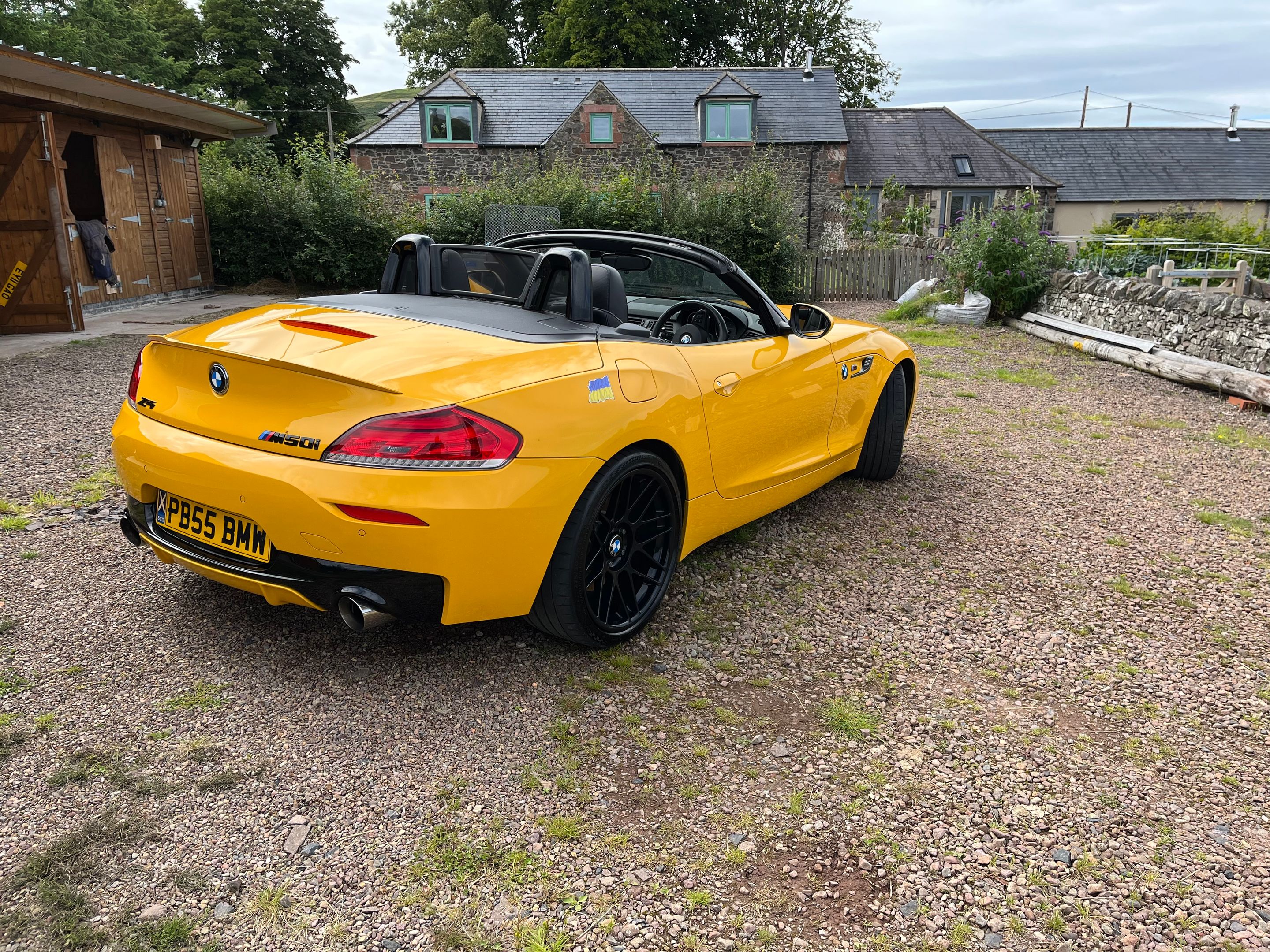 Yellow BMW E89 Z4 with 19" ARC-8 Apex wheels in Anthracite