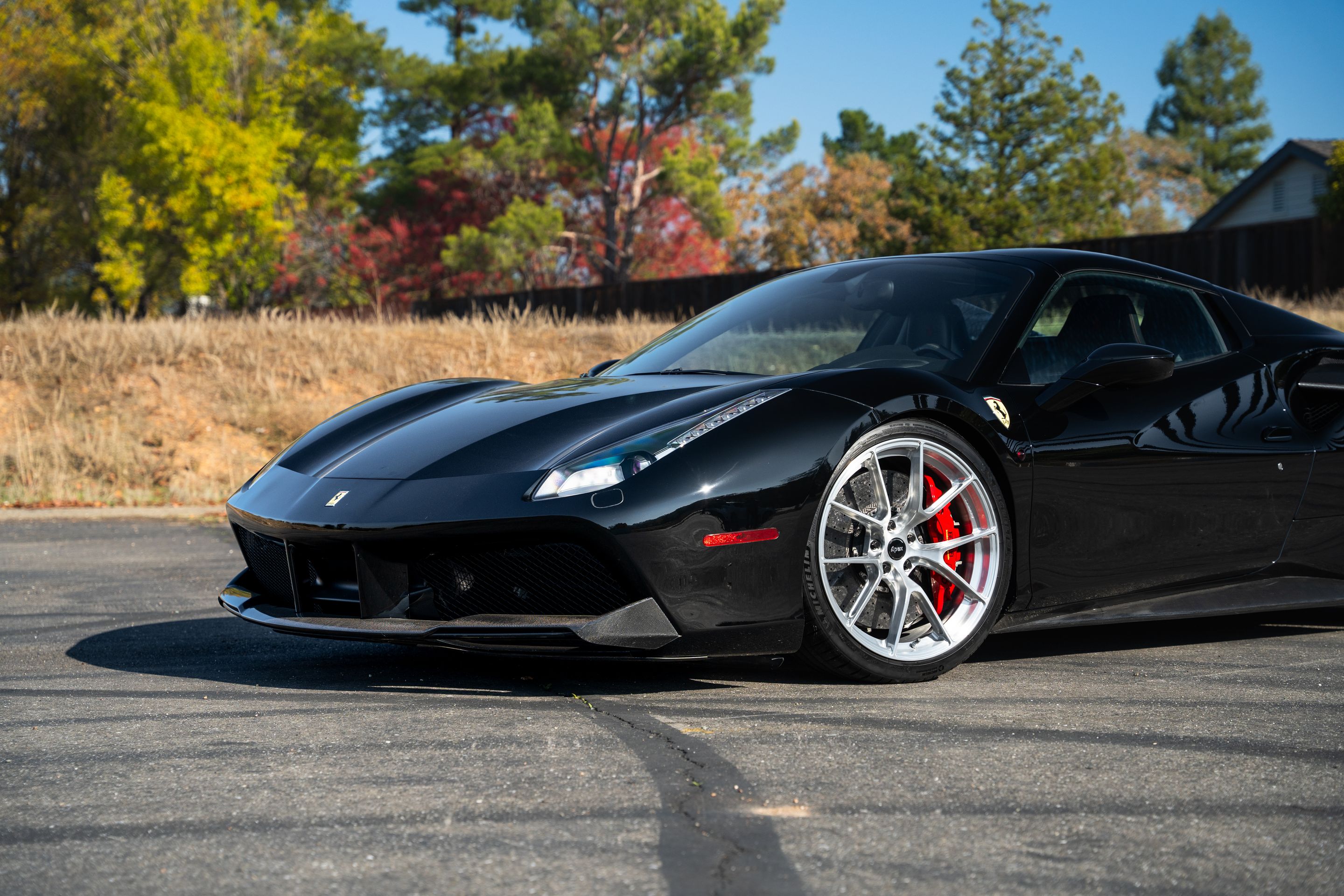 Black Ferrari 488 with 20" VS-5RS Apex wheels in Brushed Clear