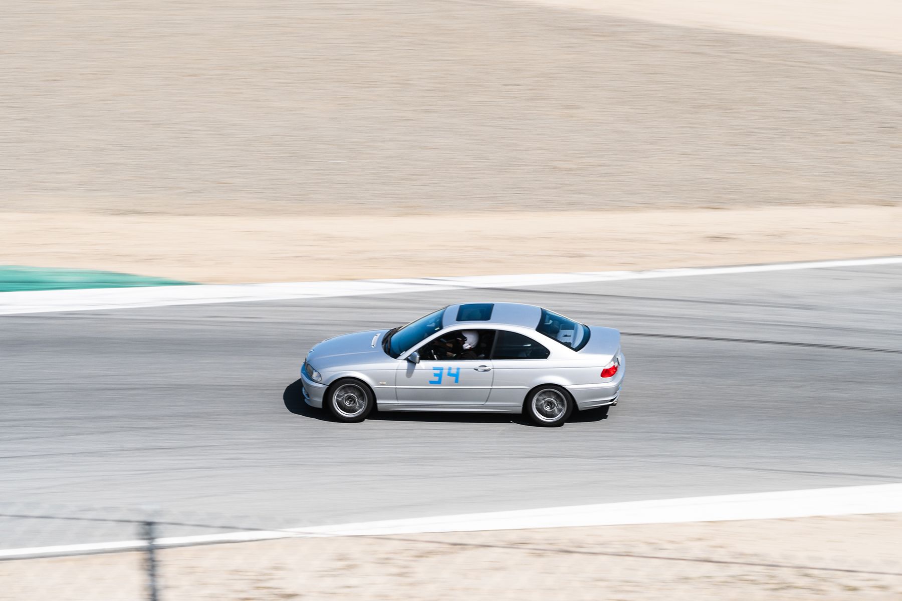 White Porsche 911 996 GT2 with 20" FL-5 Apex wheels in Brushed Clear