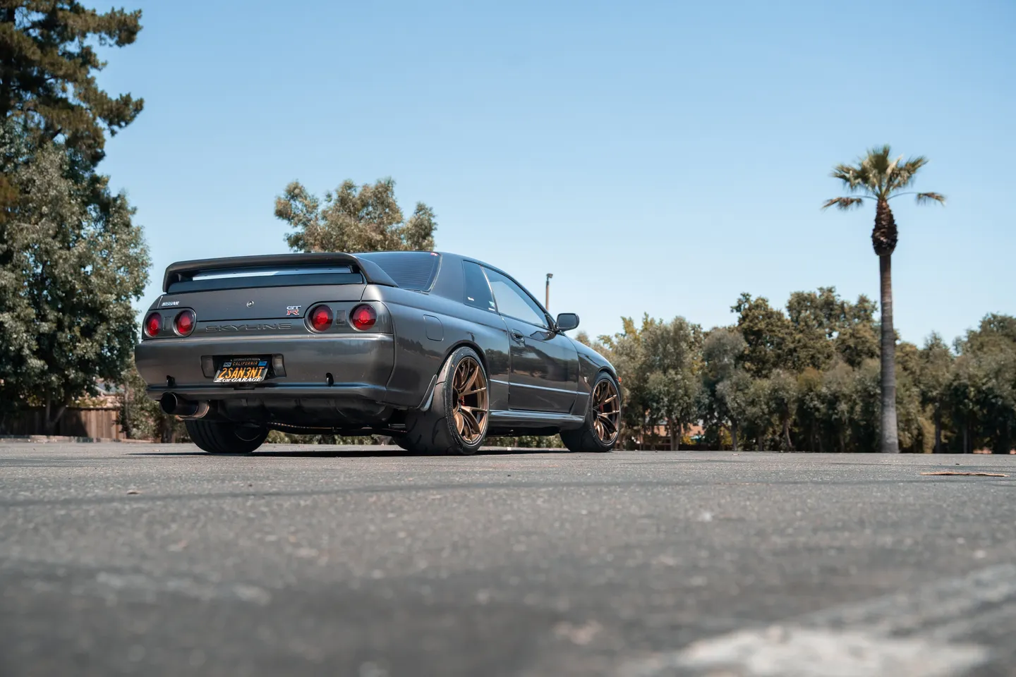 Bronze R32 Nissan R32 GT-R with 18