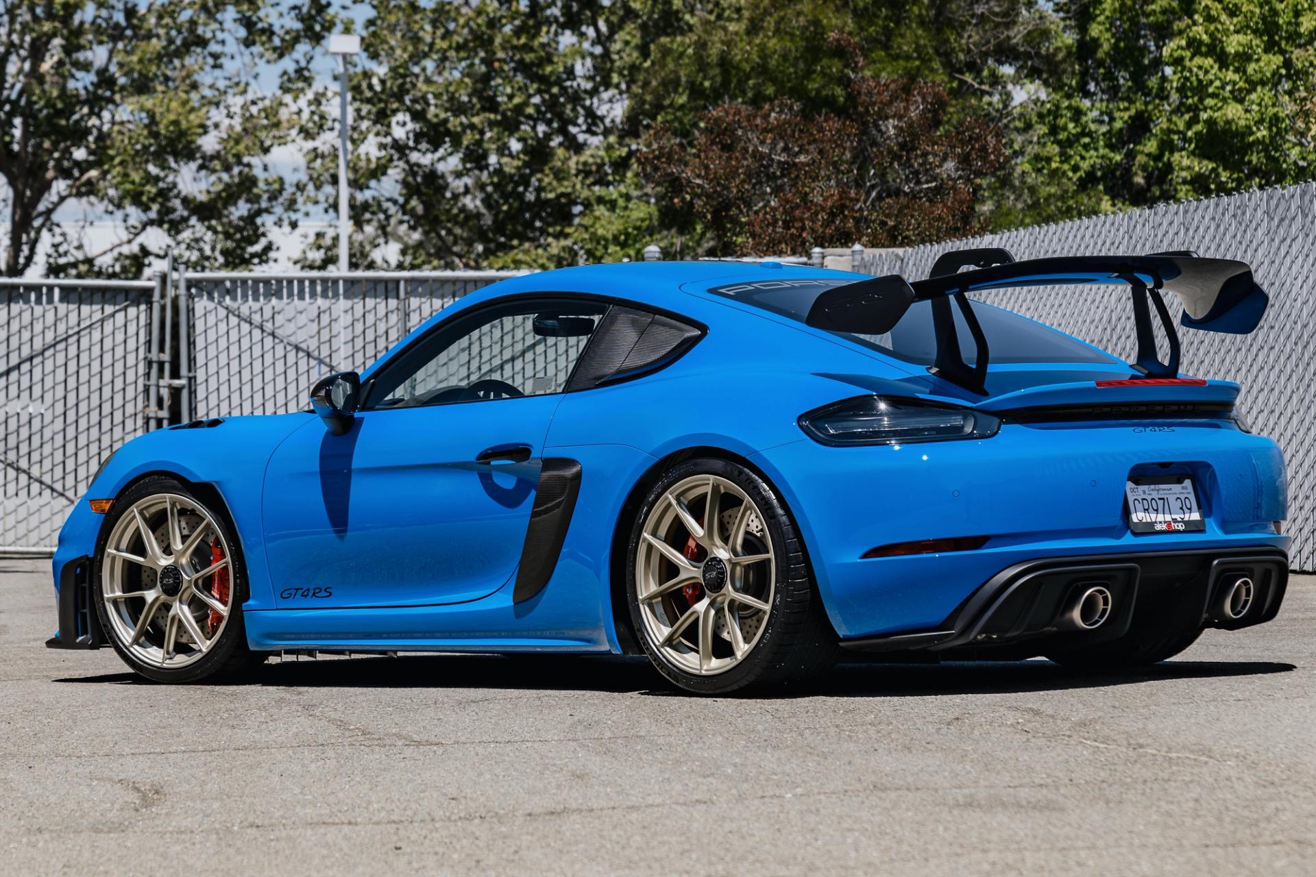 Porsche 718 Cayman GT4 RS with 20