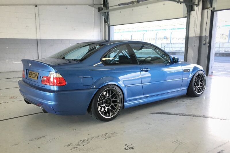 Blue BMW E46 M3 with 18" ARC-8 Apex wheels in Anthracite
