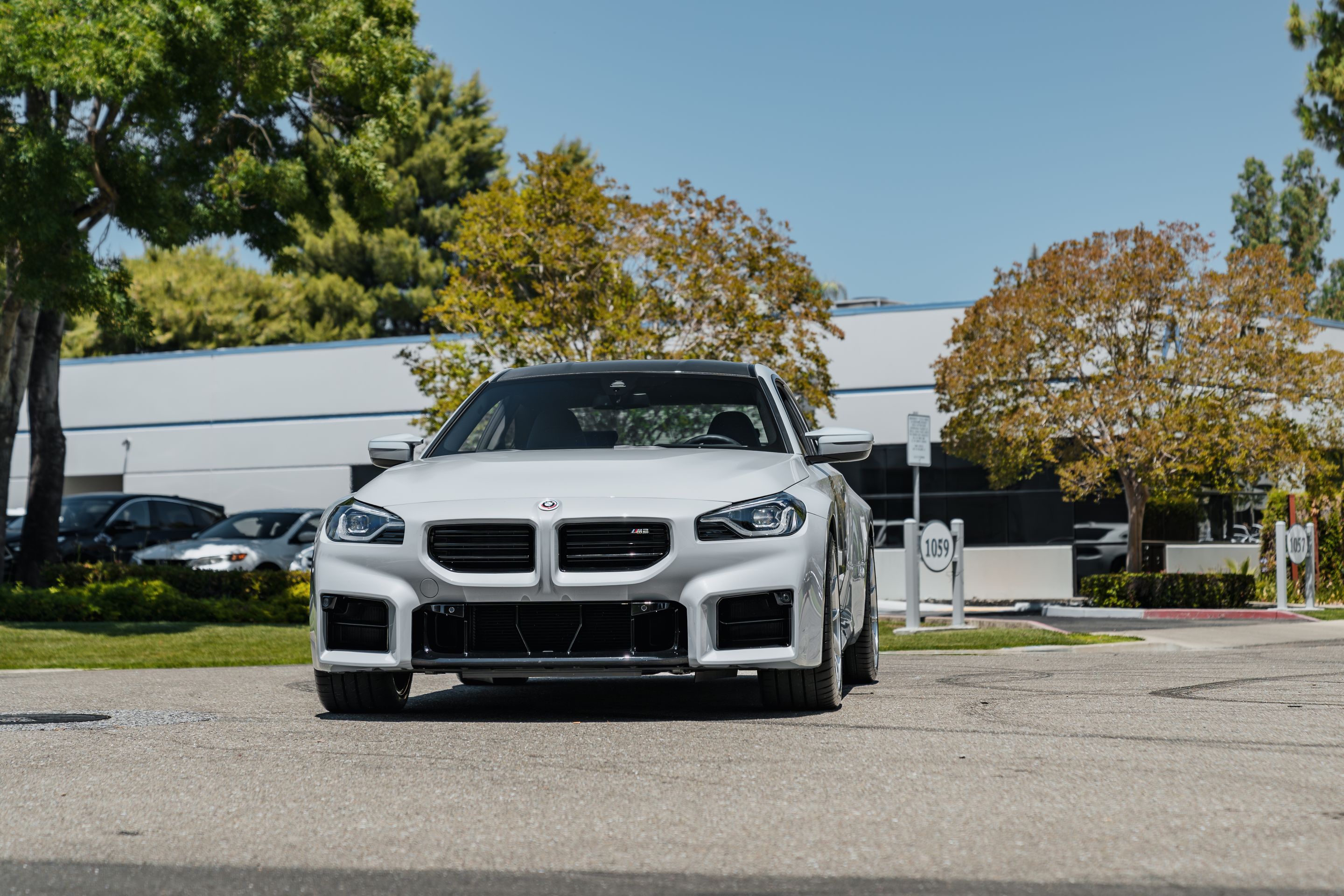 Grey BMW G87 M2 with 19"/20" VS-5RS Apex wheels in Brushed Clear