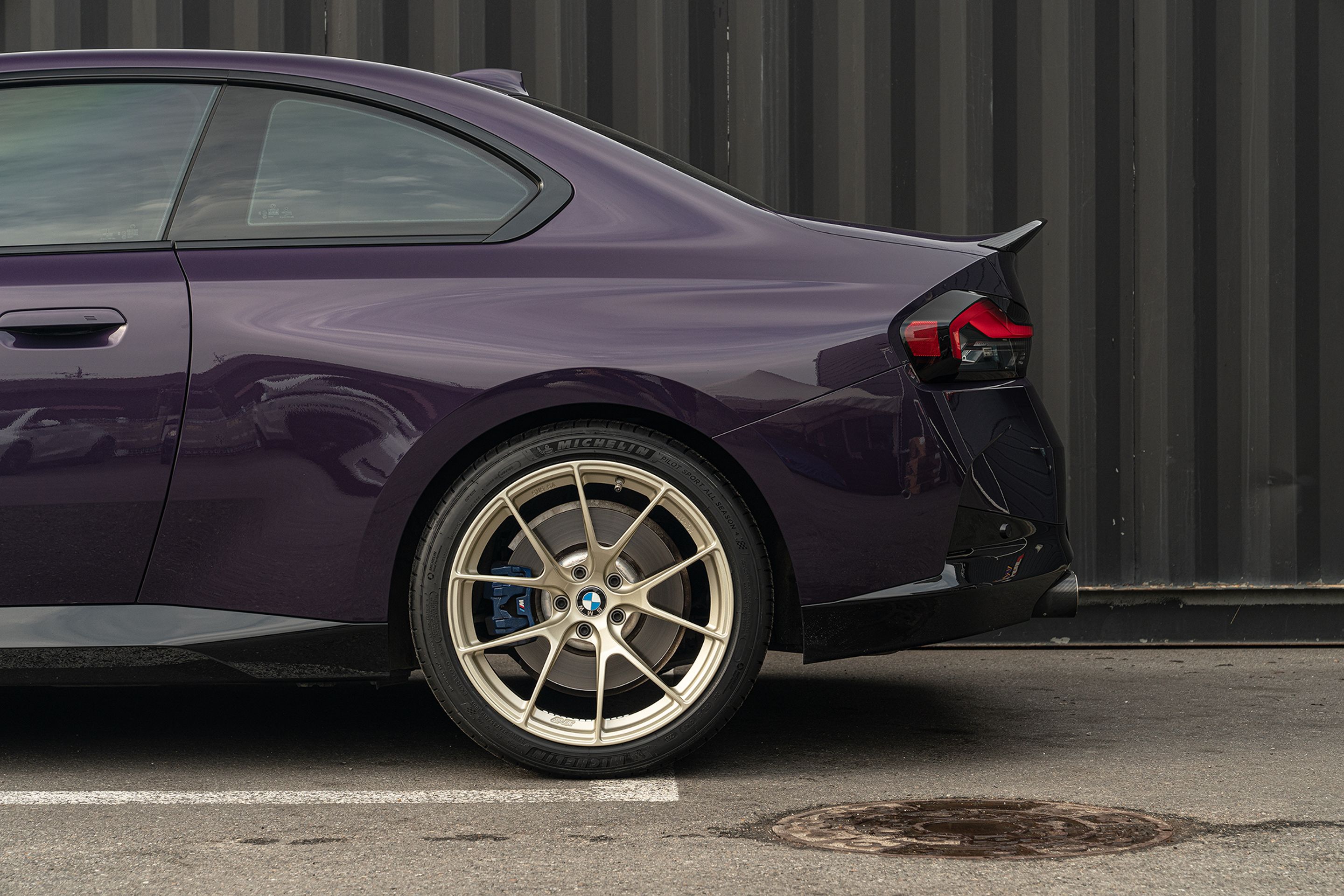 Purple BMW G42 2 Series with 19" VS-5RS Apex wheels in Motorsport Gold