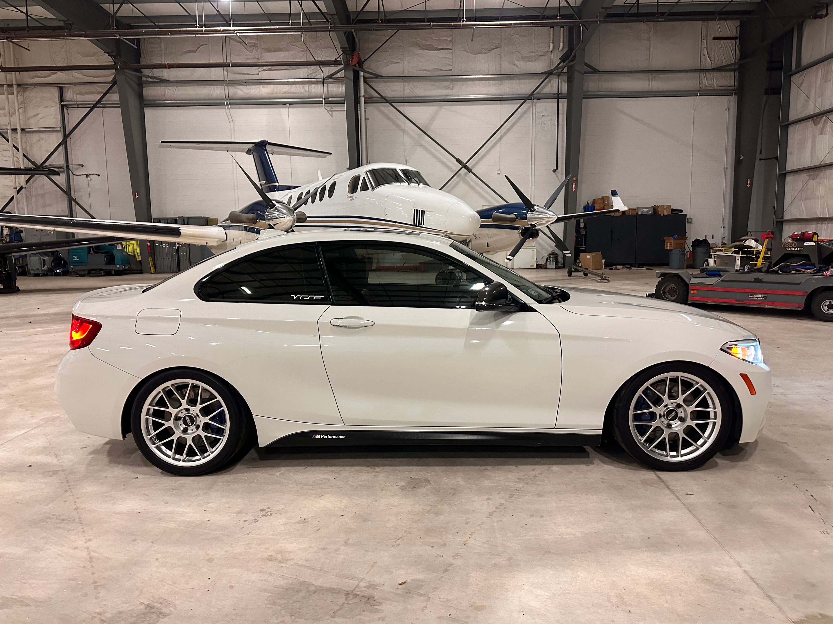 White BMW F22 Coupe 2 Series with 18" ARC-8 Apex wheels in Hyper Silver